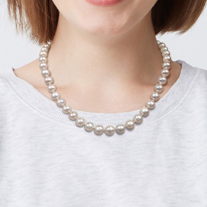 9-10mm Freshwater Cultured Pearl Necklace with 14K Yellow Gold Fisheye Clasp