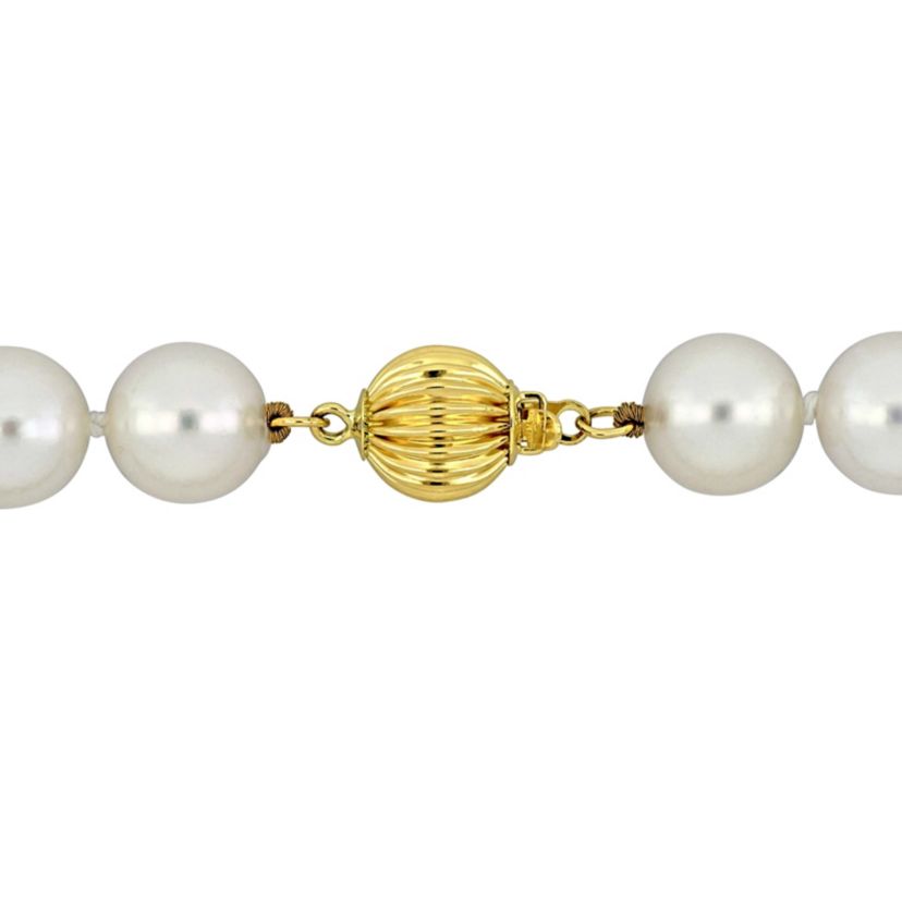 9-9.5mm Japanese Akoya Cultured Pearl Necklace with 14K Yellow Gold Fisheye Clasp