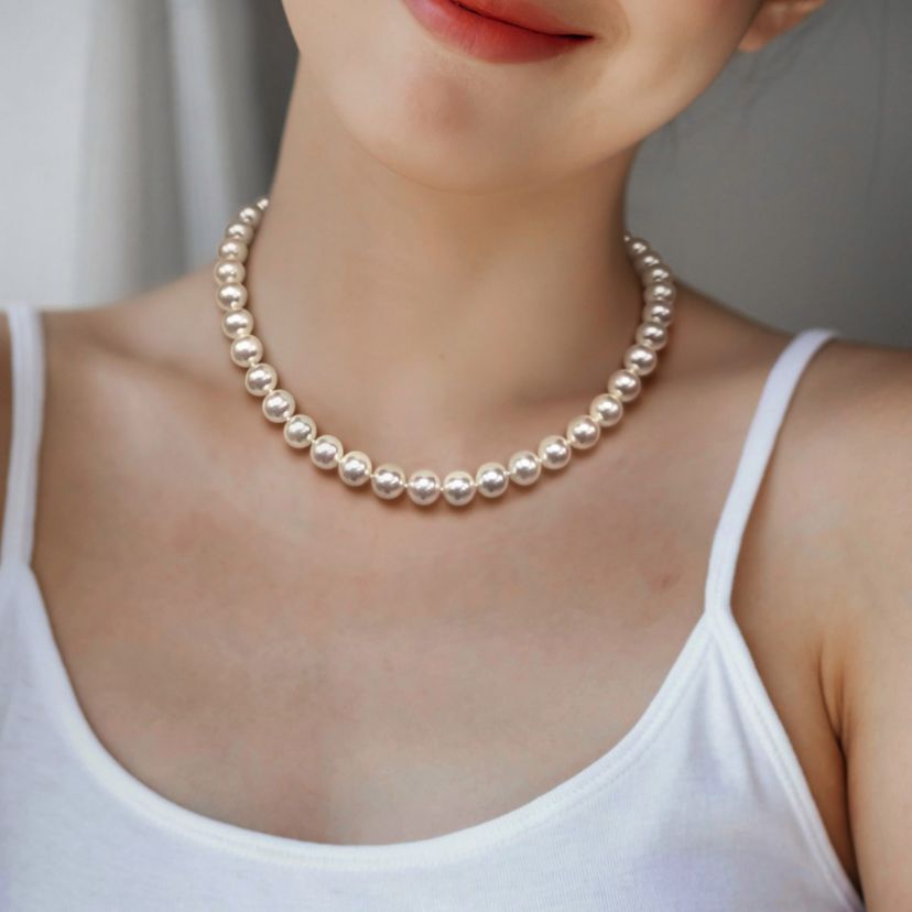 9-9.5mm Japanese Akoya Cultured Pearl Necklace with 14K Yellow Gold Fisheye Clasp