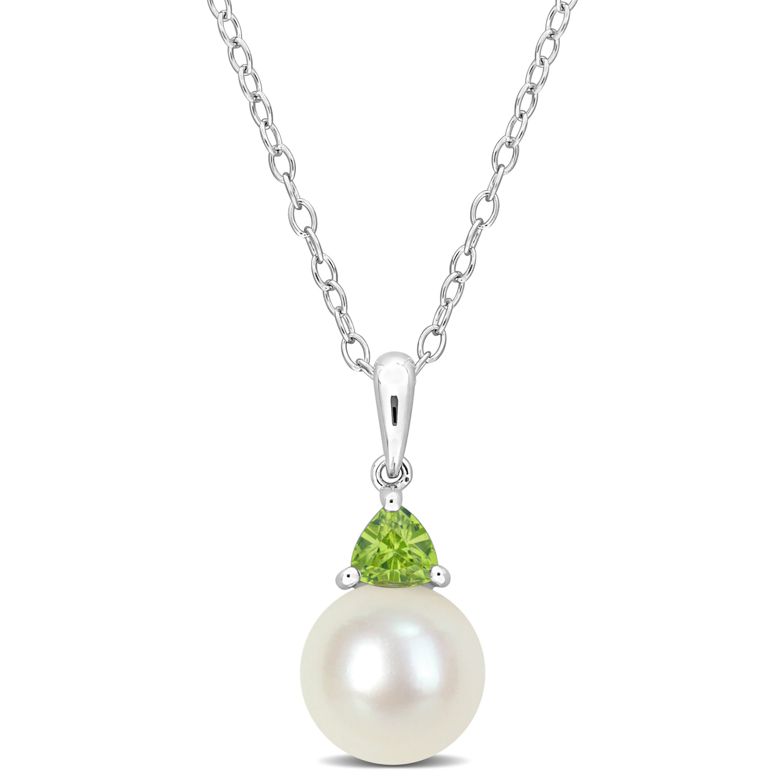 8-8.5mm Freshwater Cultured Pearl and Peridot Pendant with Chain in Sterling Silver
