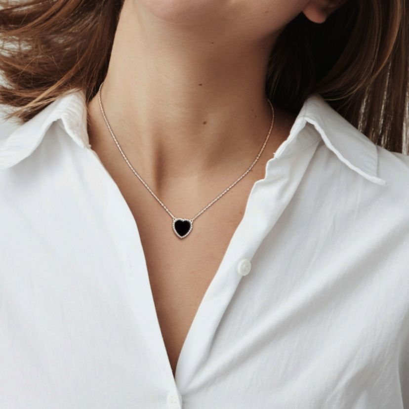 Black Agate Necklace with Chain in Sterling Silver