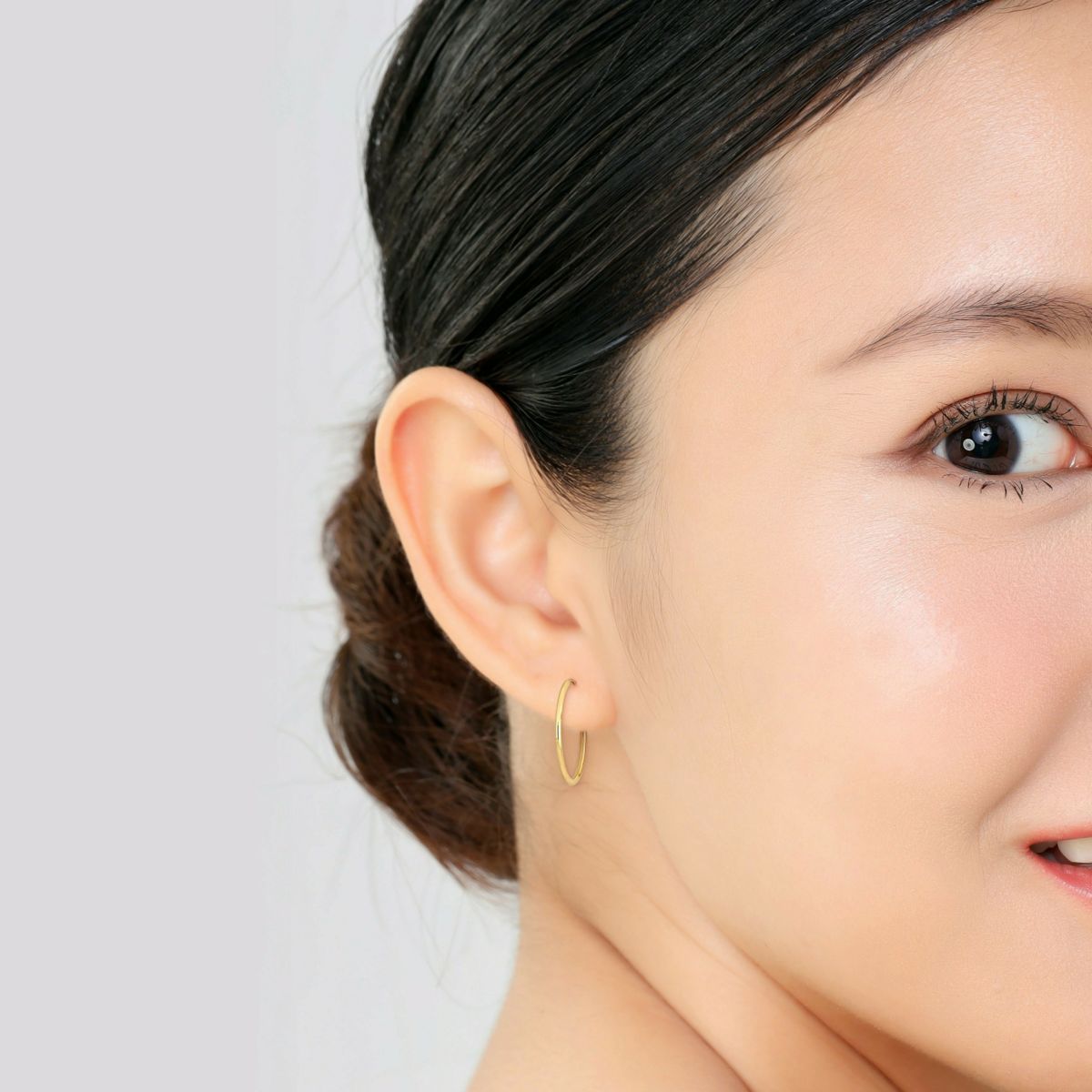 20mm Hoop Earrings in 14K Yellow Gold