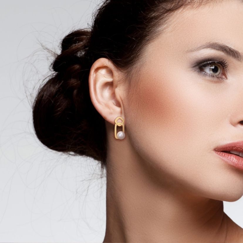 8.5-9mm Freshwater Cultured Pearl Interlocked Drop Stud Earrings in 10K Yellow Gold