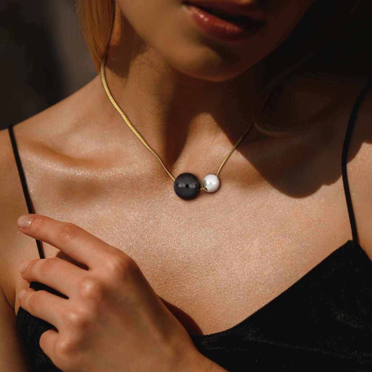 14.5mm Black  Tahitian and 9.5mm Freshwater Cultured Pearl Herringbone Necklace in Yellow Plated Sterling Silver