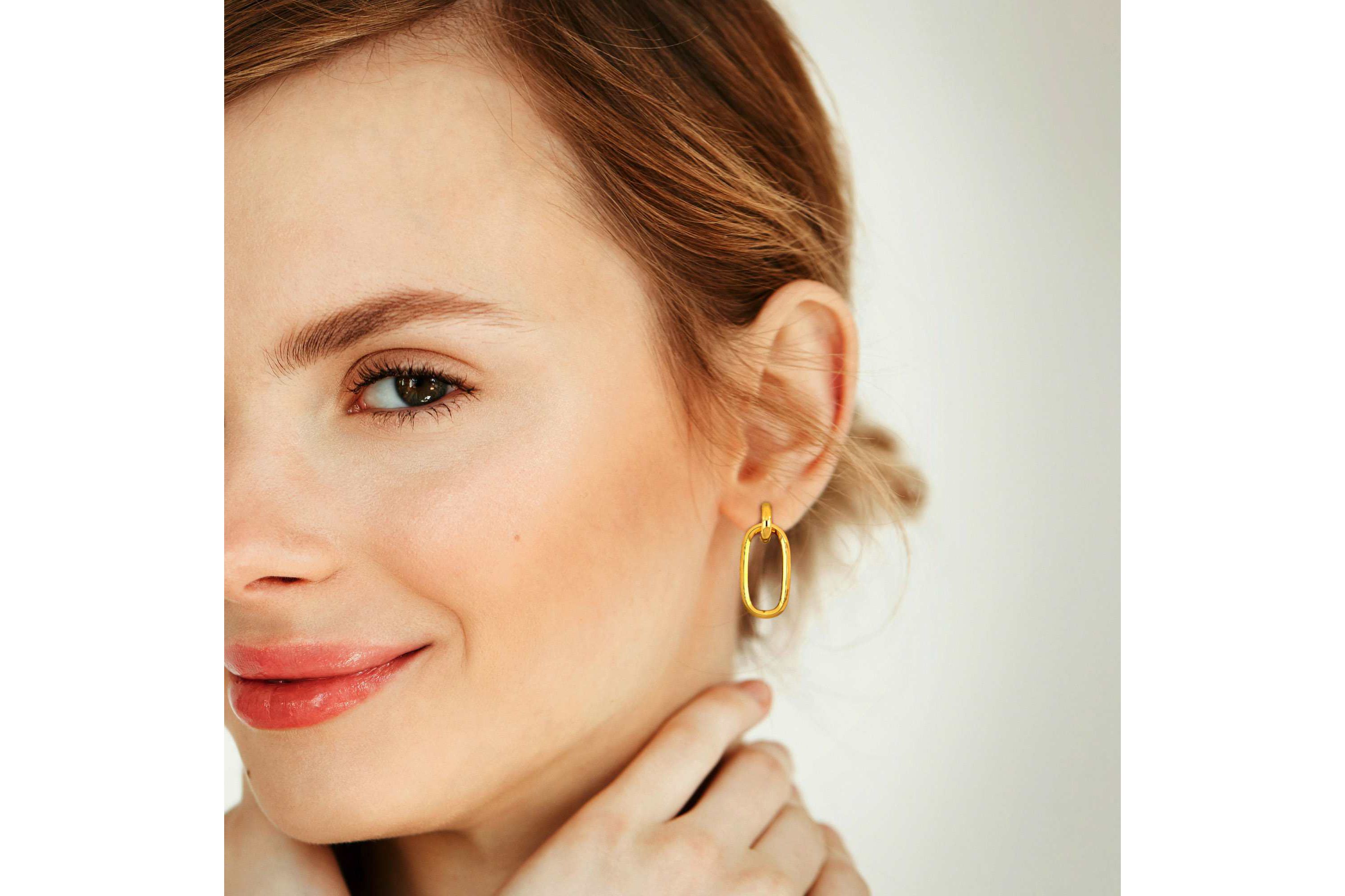 14mm Dangle Hoop Earrings in 14k Yellow Gold