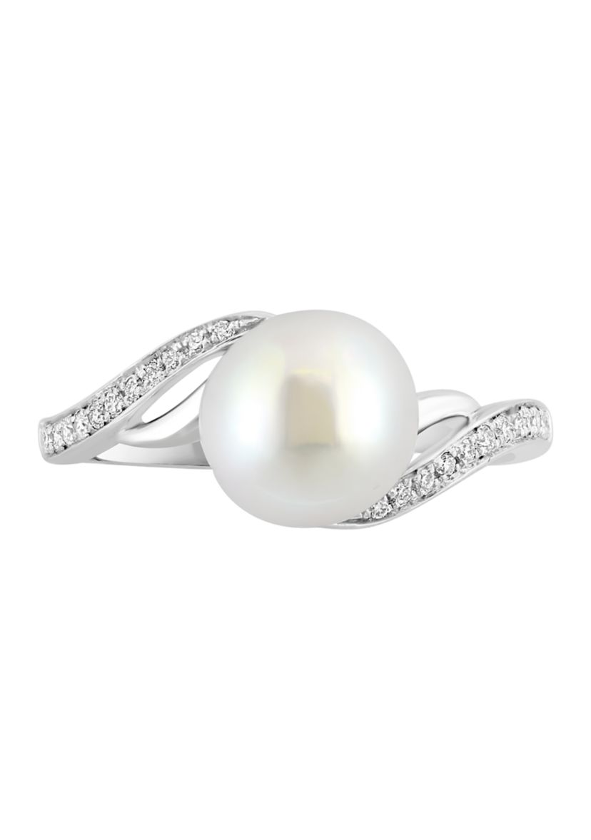 1/10 ct. t.w. Diamond and Freshwater Pearl Ring in Sterling Silver