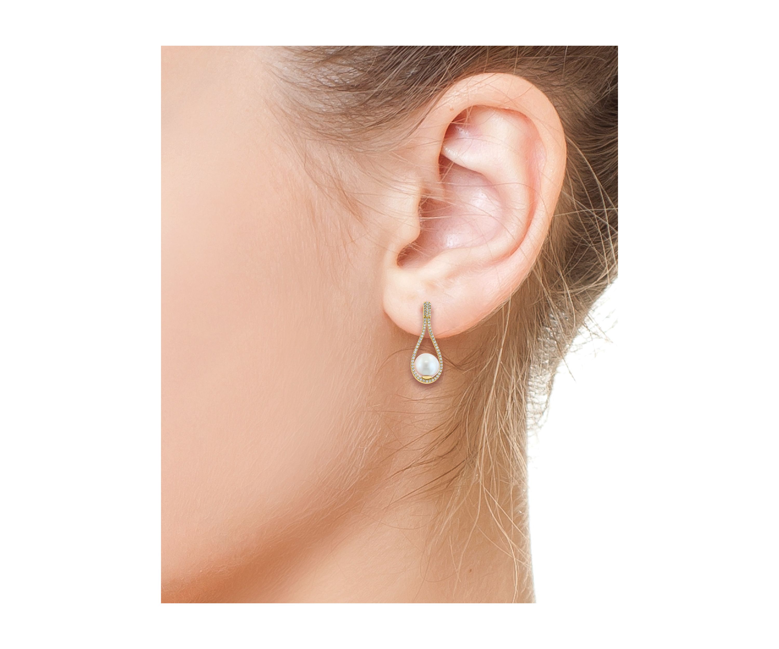 Diamond and Freshwater Pearl Earrings in 14K Yellow Gold