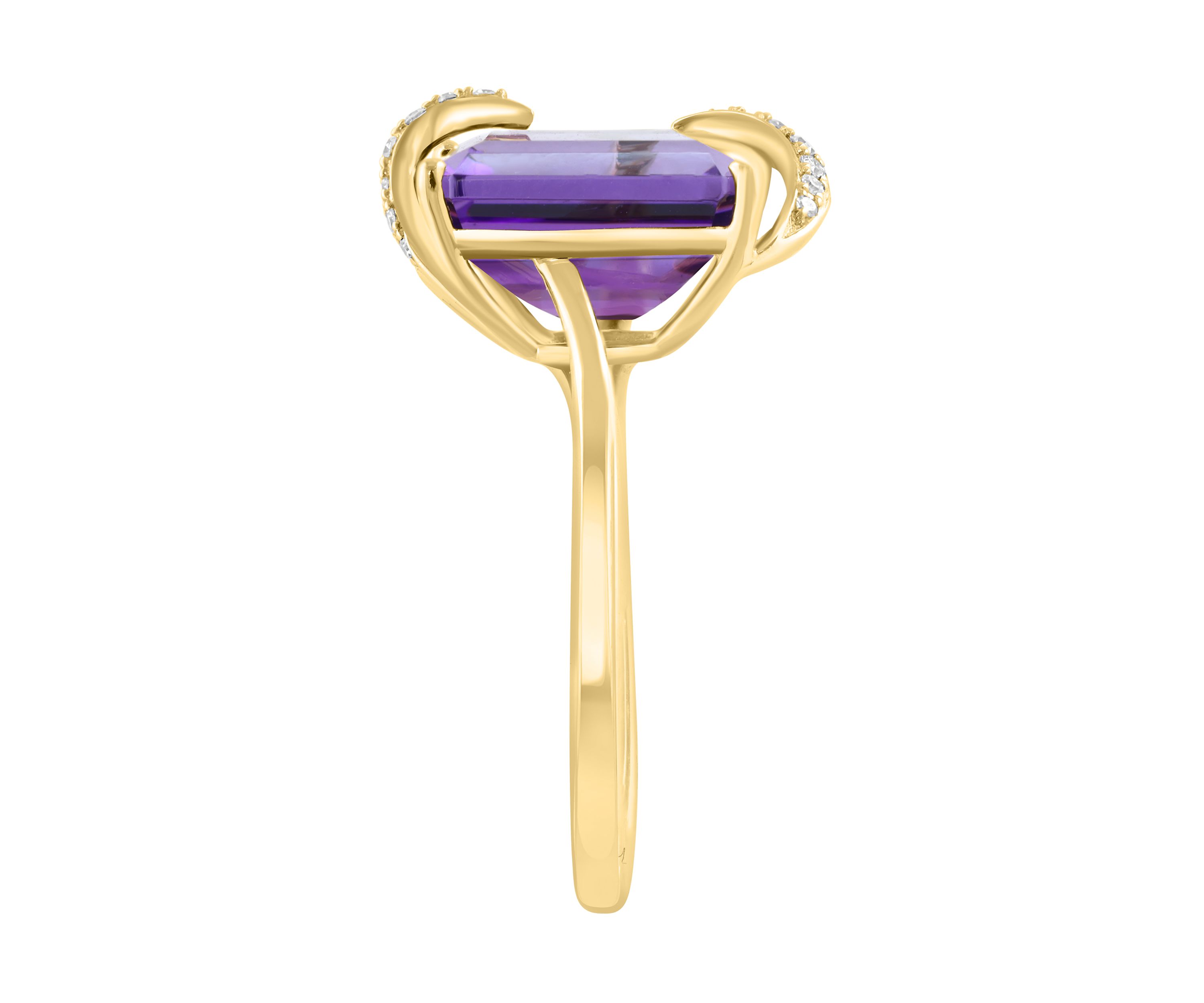 Diamond and Amethyst Ring in 14K Yellow Gold