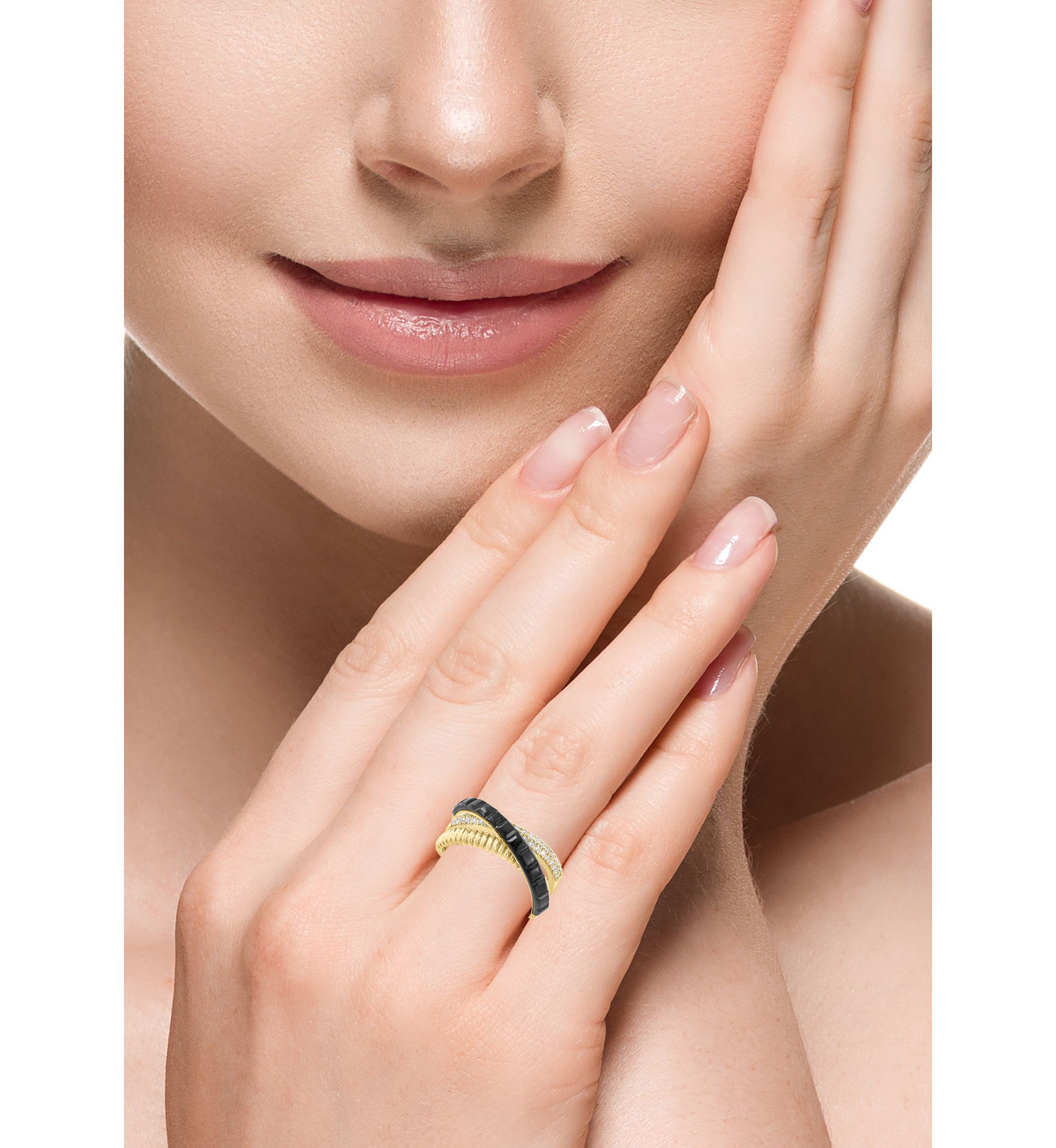 Diamond and Onyx Ring in 14K Yellow Gold