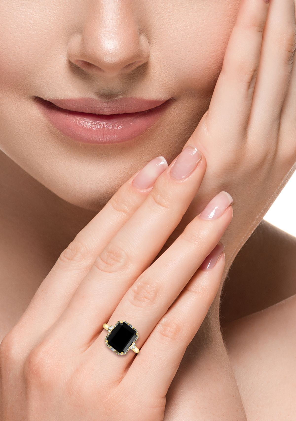 1/5 ct. t.w. Diamond and Onyx square Ring in 14K Yellow Gold