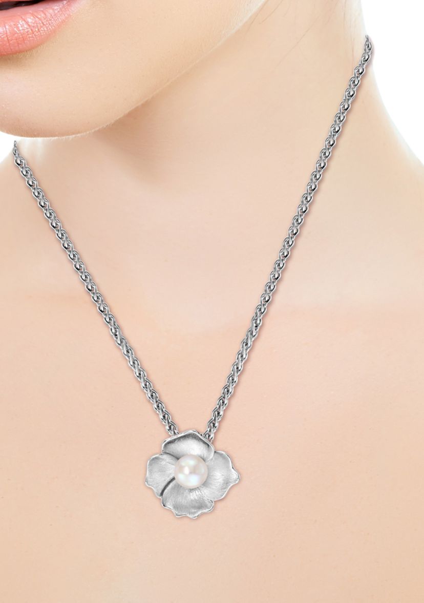 Sterling Silver Freshwater Pearl  Flower Pendant Necklace 