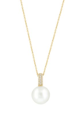 Effy 1/6 Ct. T.w. Diamond And Freshwater Pearl Pendant Necklace In 14K Yellow Gold