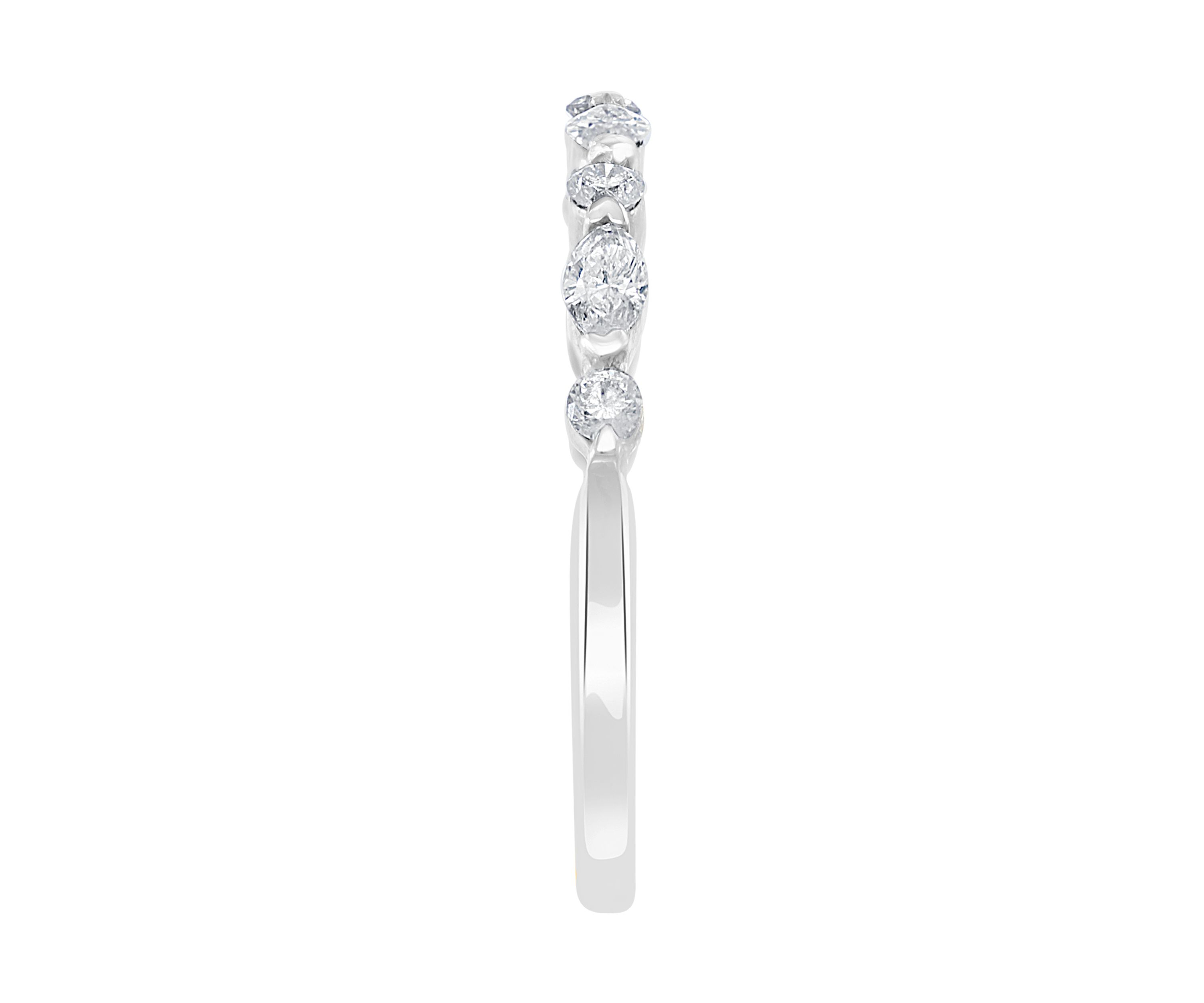 14K White Gold 3/8 ct. t.w.  Diamond Band