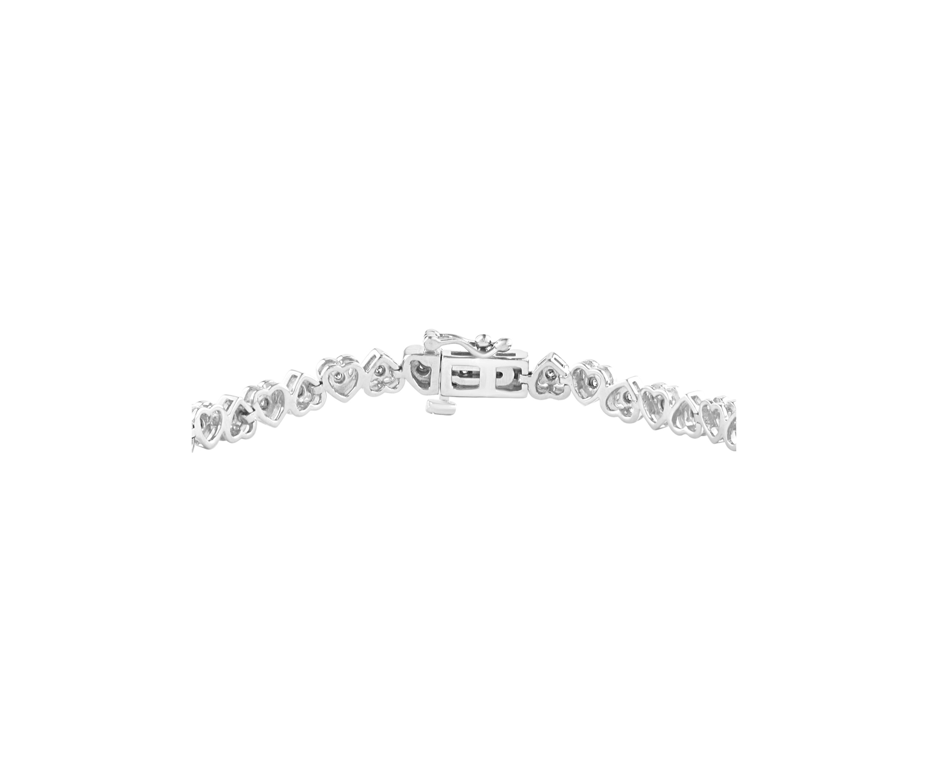 1/5 ct. t.w. Diamond Heart Link Bracelet in Sterling Silver