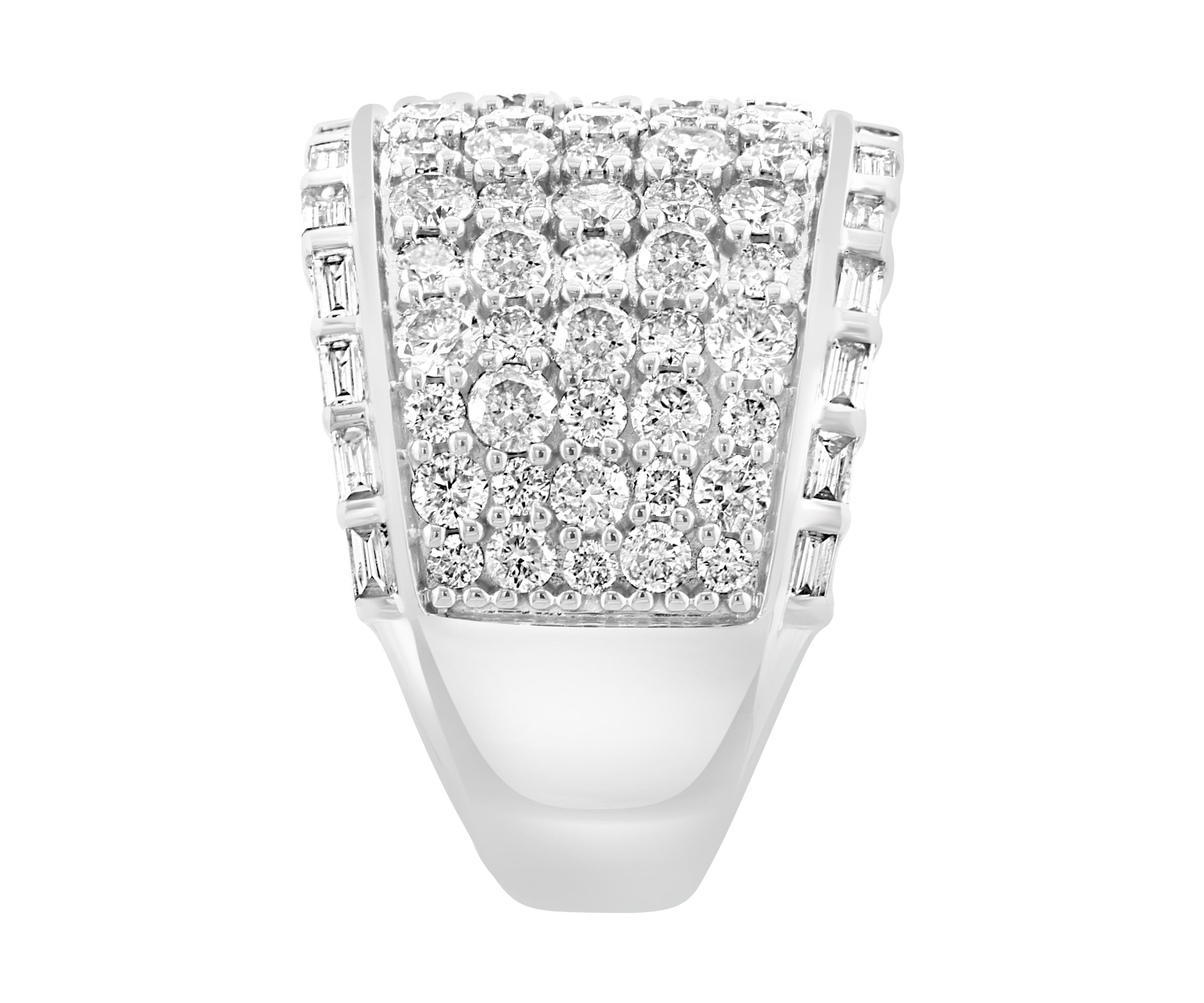 Lab Grown Diamond Ring in 14K White Gold