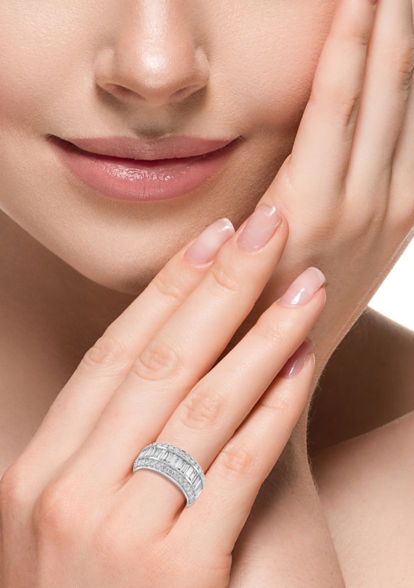 Lab Grown Diamond Ring in 14K White Gold