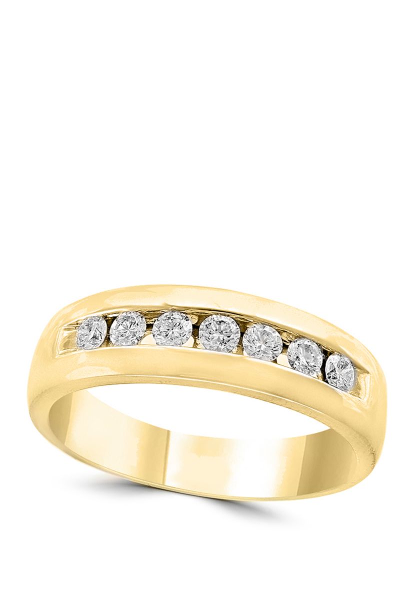 Diamond Ring in 14K Yellow Gold 