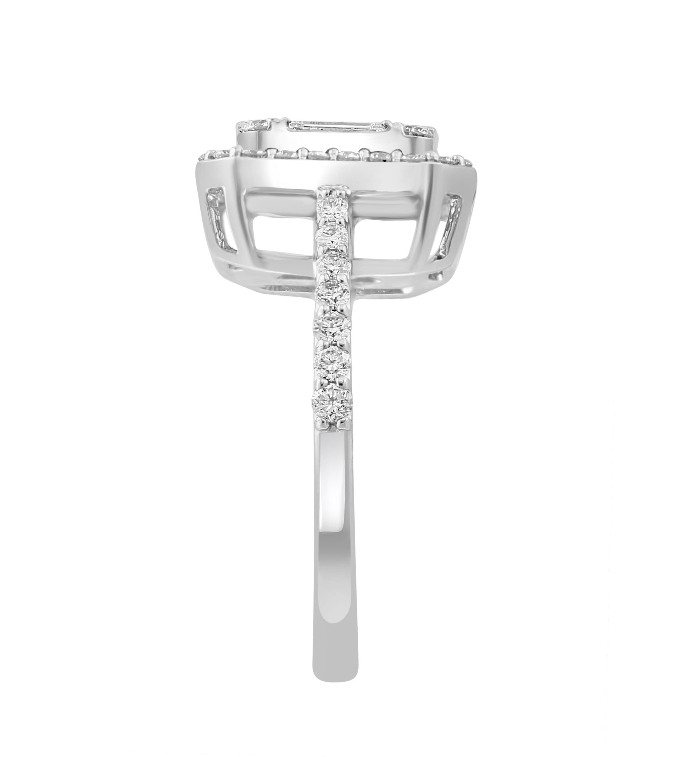 Diamond Ring in 14K White Gold