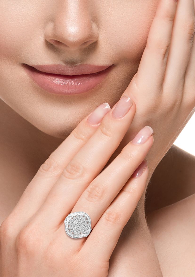 Diamond Ring in 14k White Gold