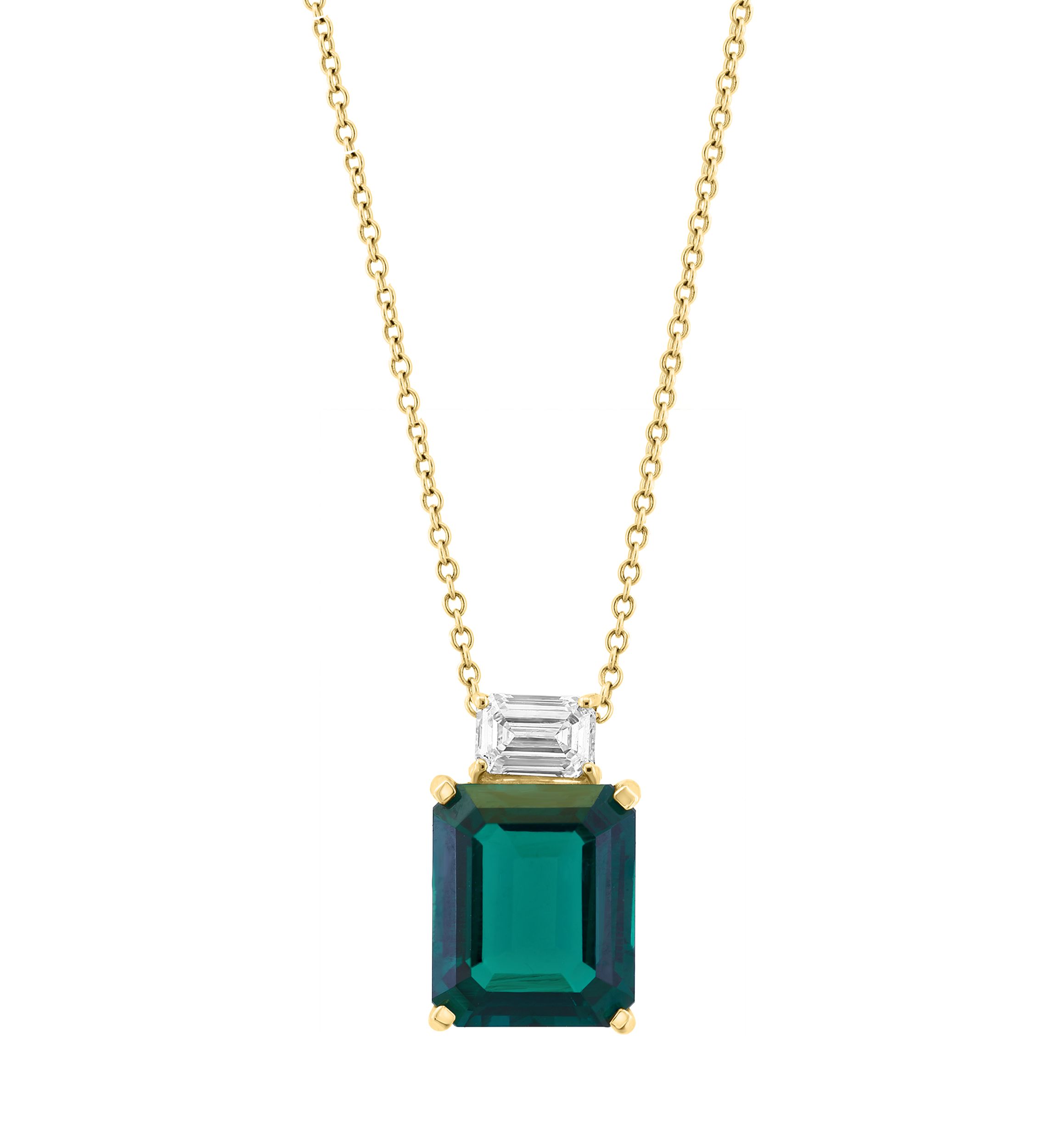 Lab Grown Diamond and Emerald Pendant Necklace in 14K Yellow Gold