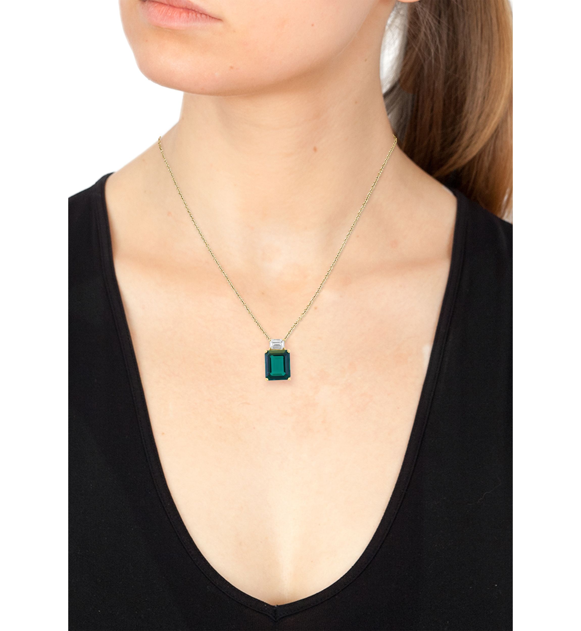 Lab Grown Diamond and Emerald Pendant Necklace in 14K Yellow Gold