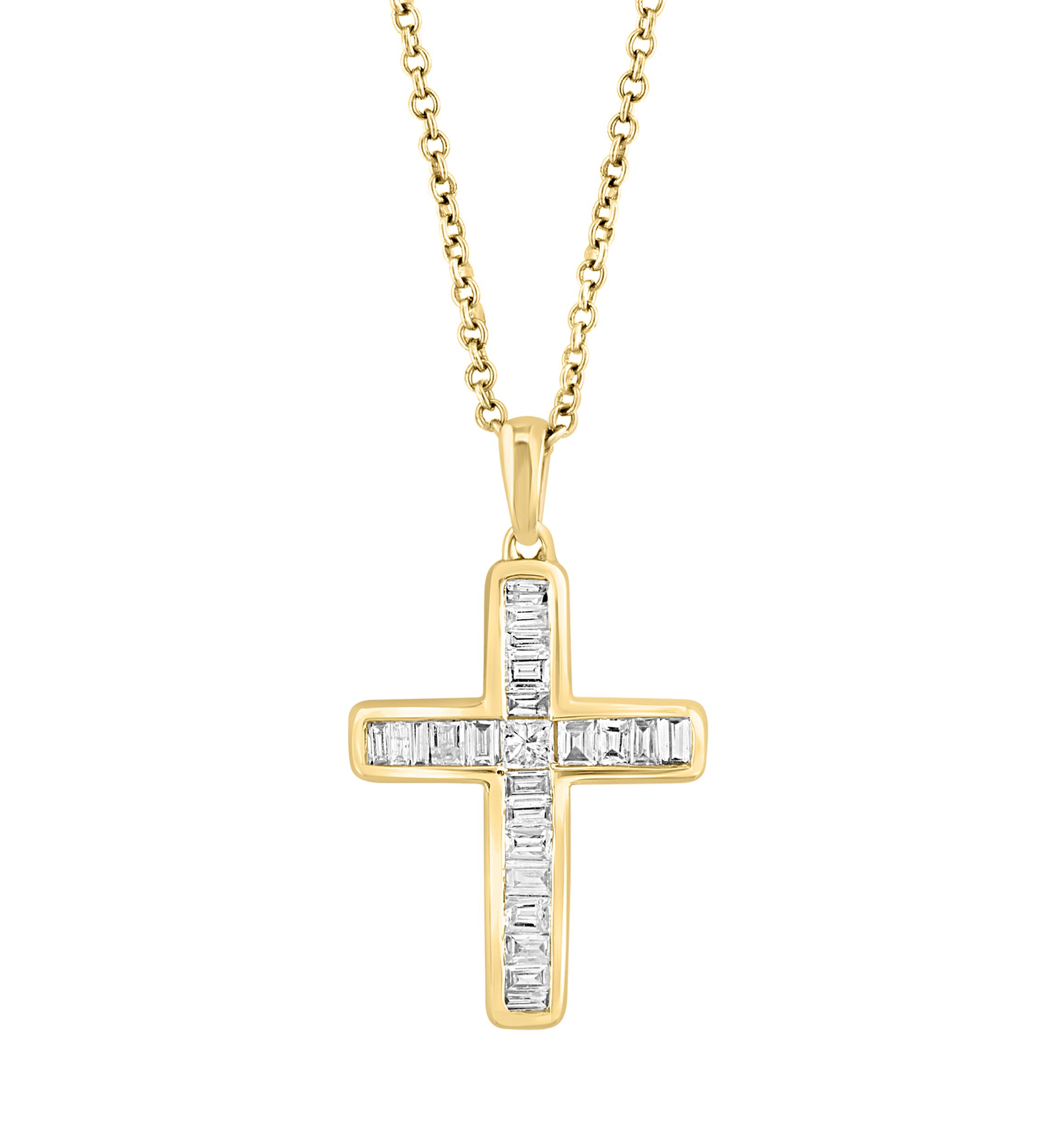 1/2 ct. t.w. Diamond Cross Necklace in 14K Yellow Gold