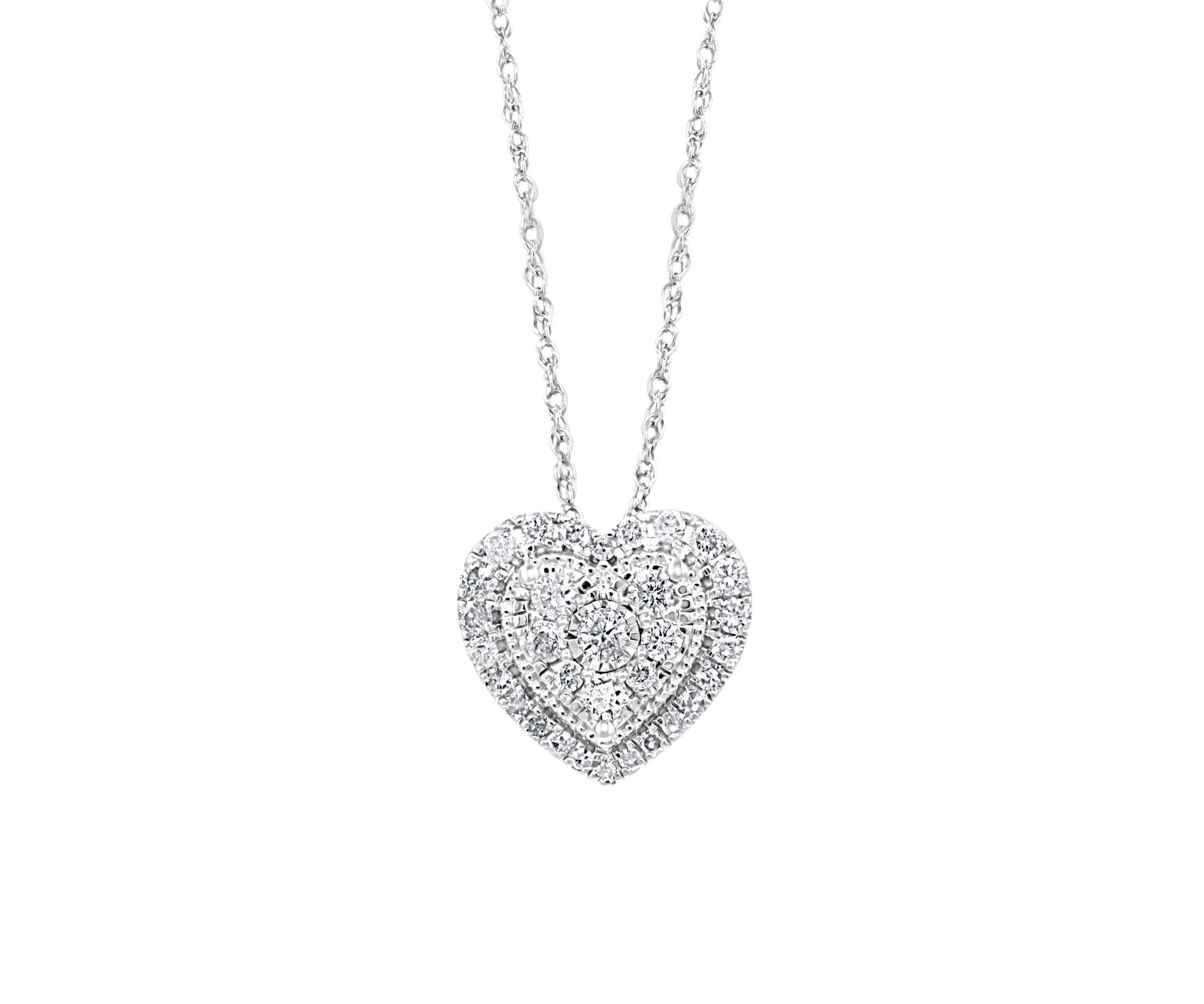 Sterling Silver  1/2 ct. t.w Diamond Heart Necklace