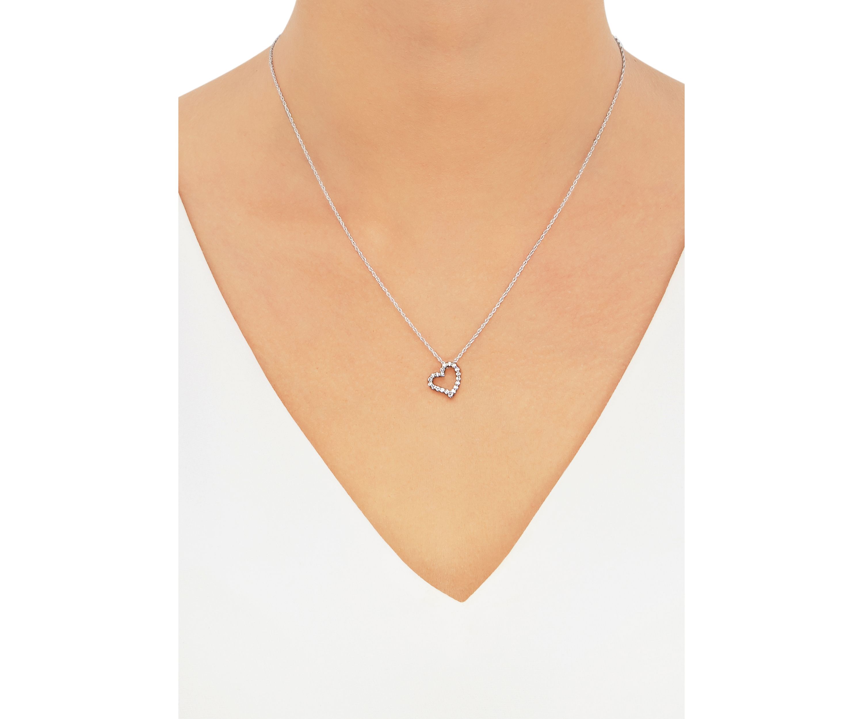 1/4 ct. t.w. Diamond Heart Pendant Necklace in Sterling Silver 