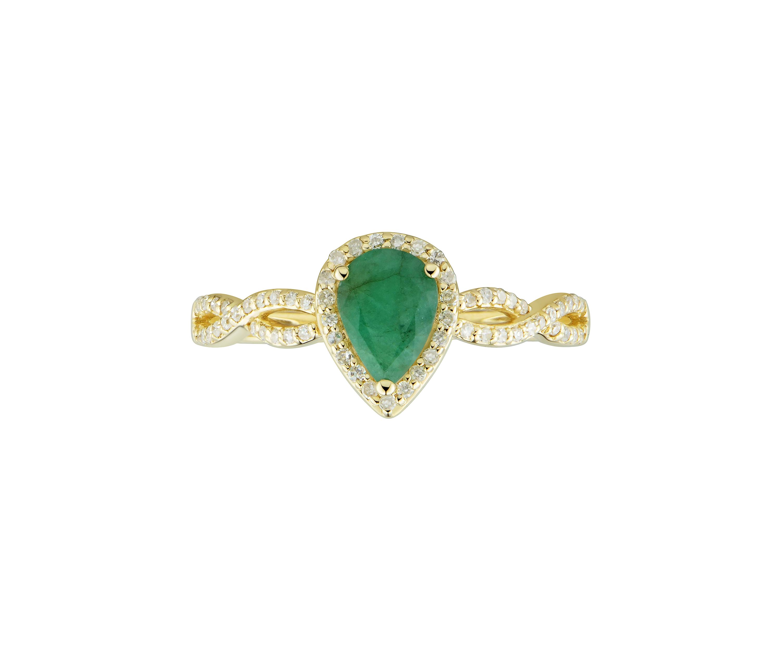 1/6 ct. t.w. Diamond and Emerald Ring in 10K Yellow Gold