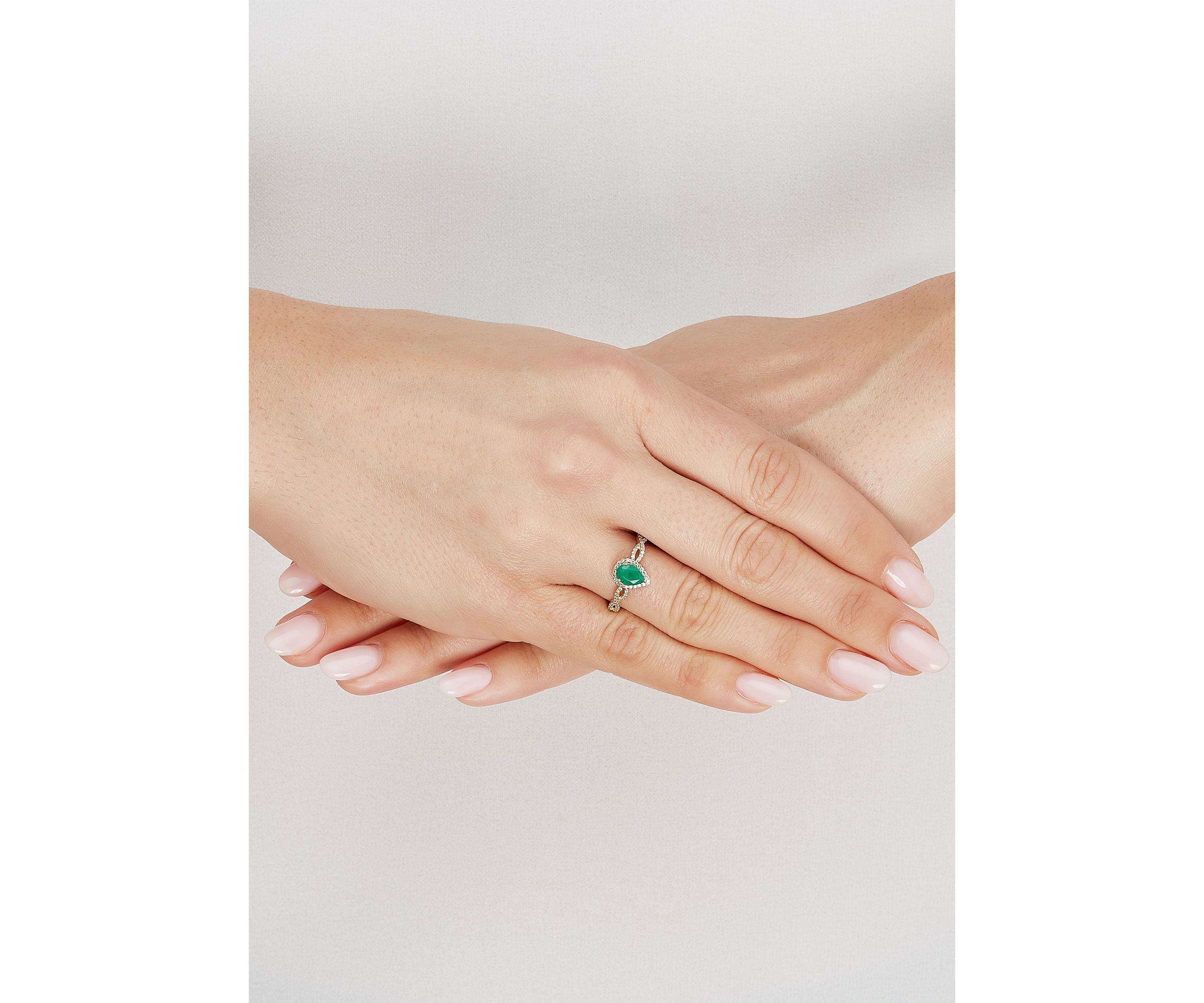 1/6 ct. t.w. Diamond and Emerald Ring in 10K Yellow Gold