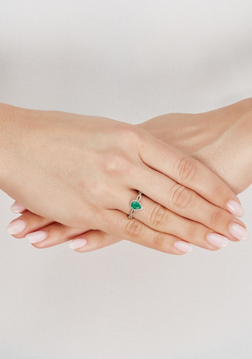1/6 ct. t.w. Diamond and Emerald Ring in 10K Yellow Gold