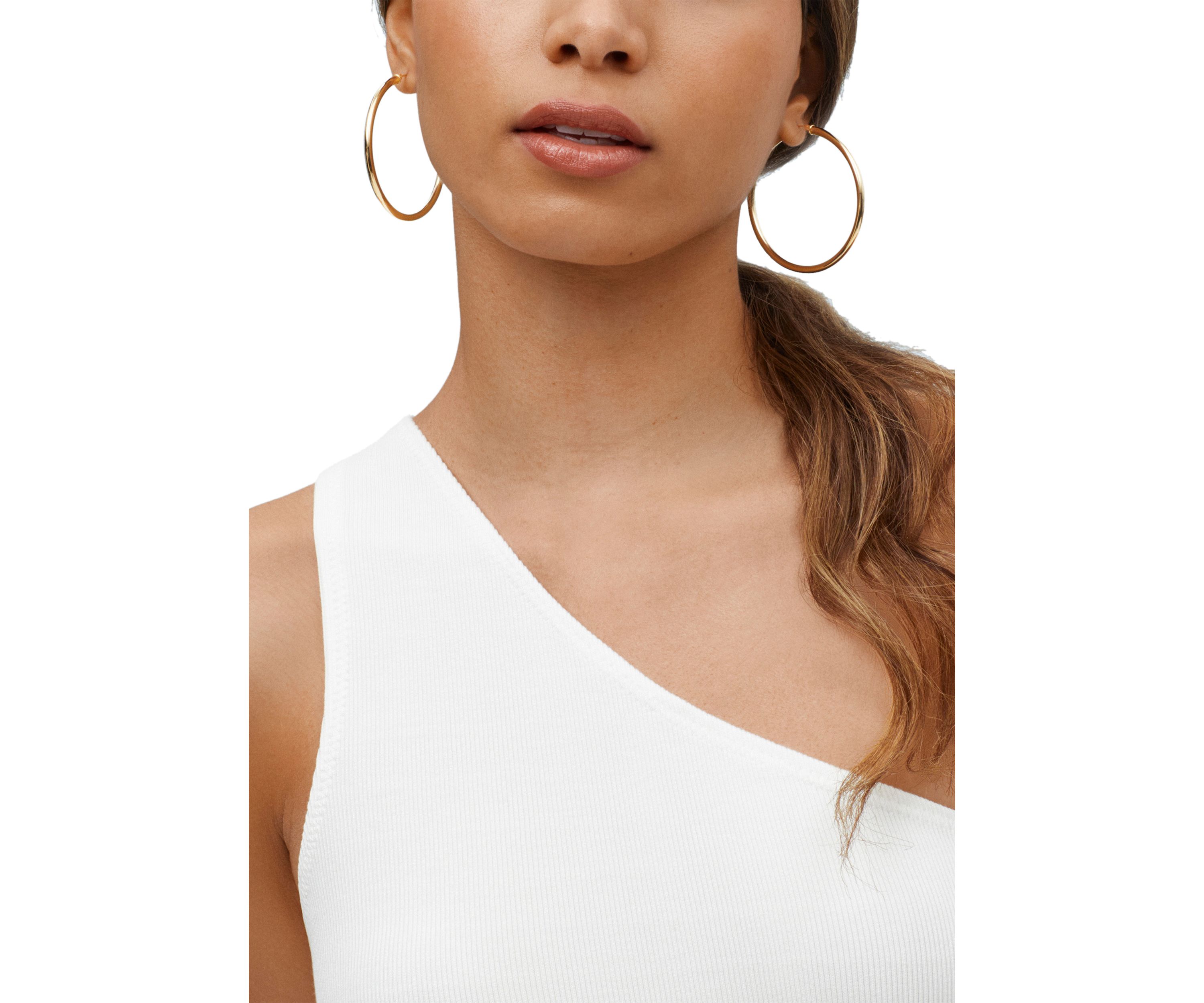 Tube Hoop Earrings in 14K Yllow Gold