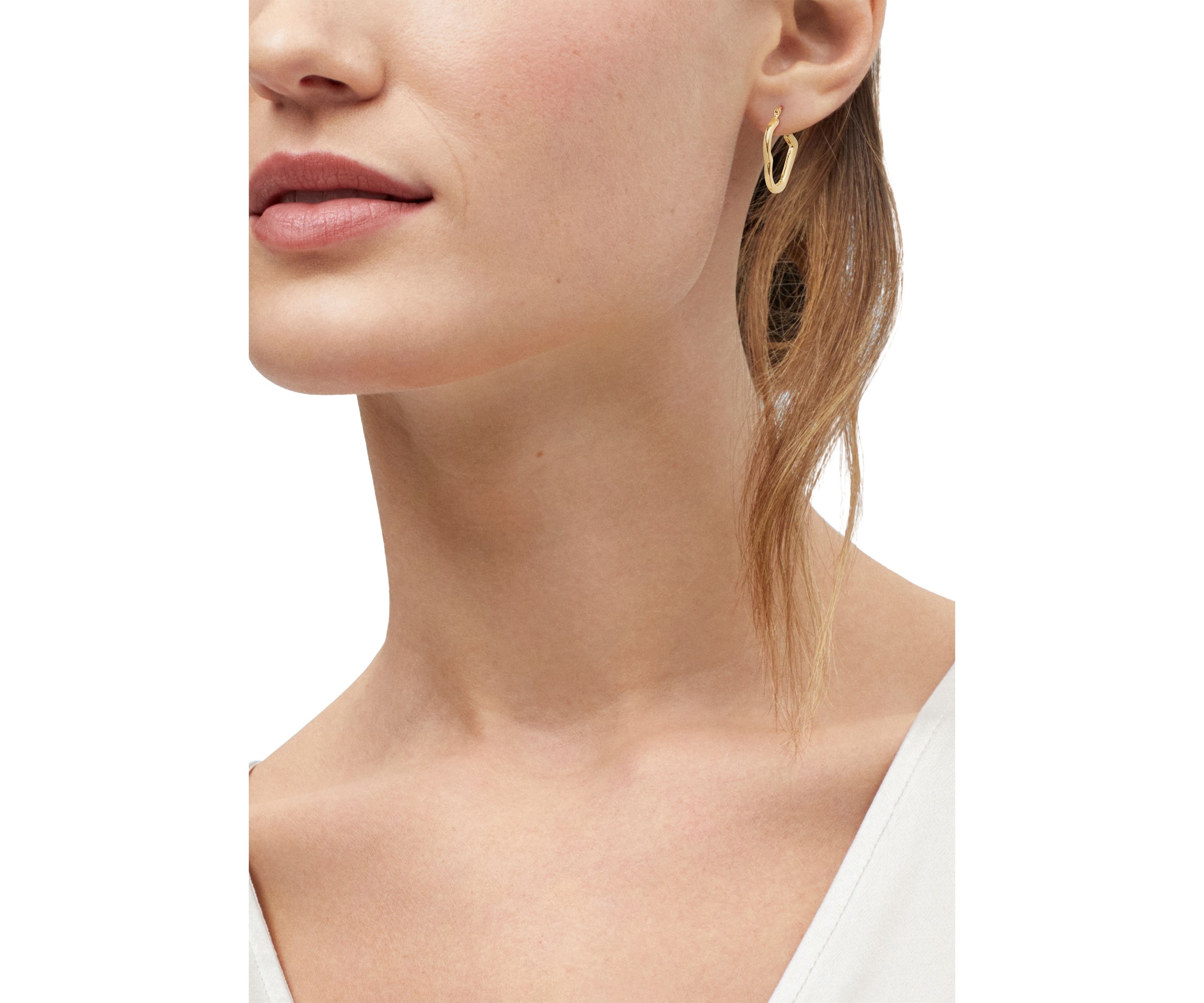 Heart Shape Hoop Earrings in 14K Yellow Gold