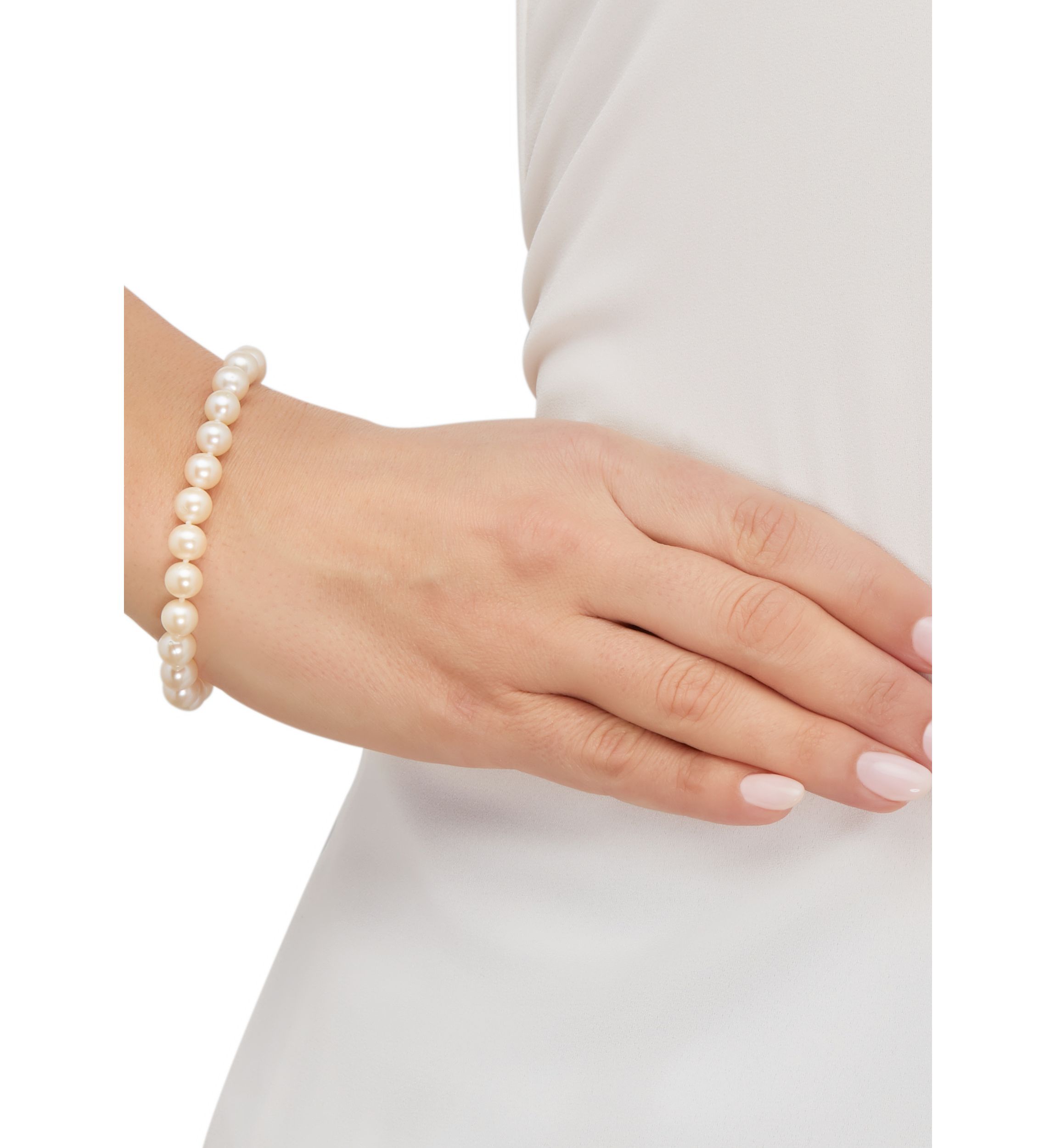 White Pearl Single Strand Bracelet in 14K Yellow Gold