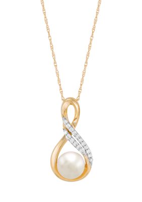 Belk & Co Pearl and 1/10 ct. t.w. Lab Grown Diamond Pendant with 18" Rope Chain in 10K Yellow Gold