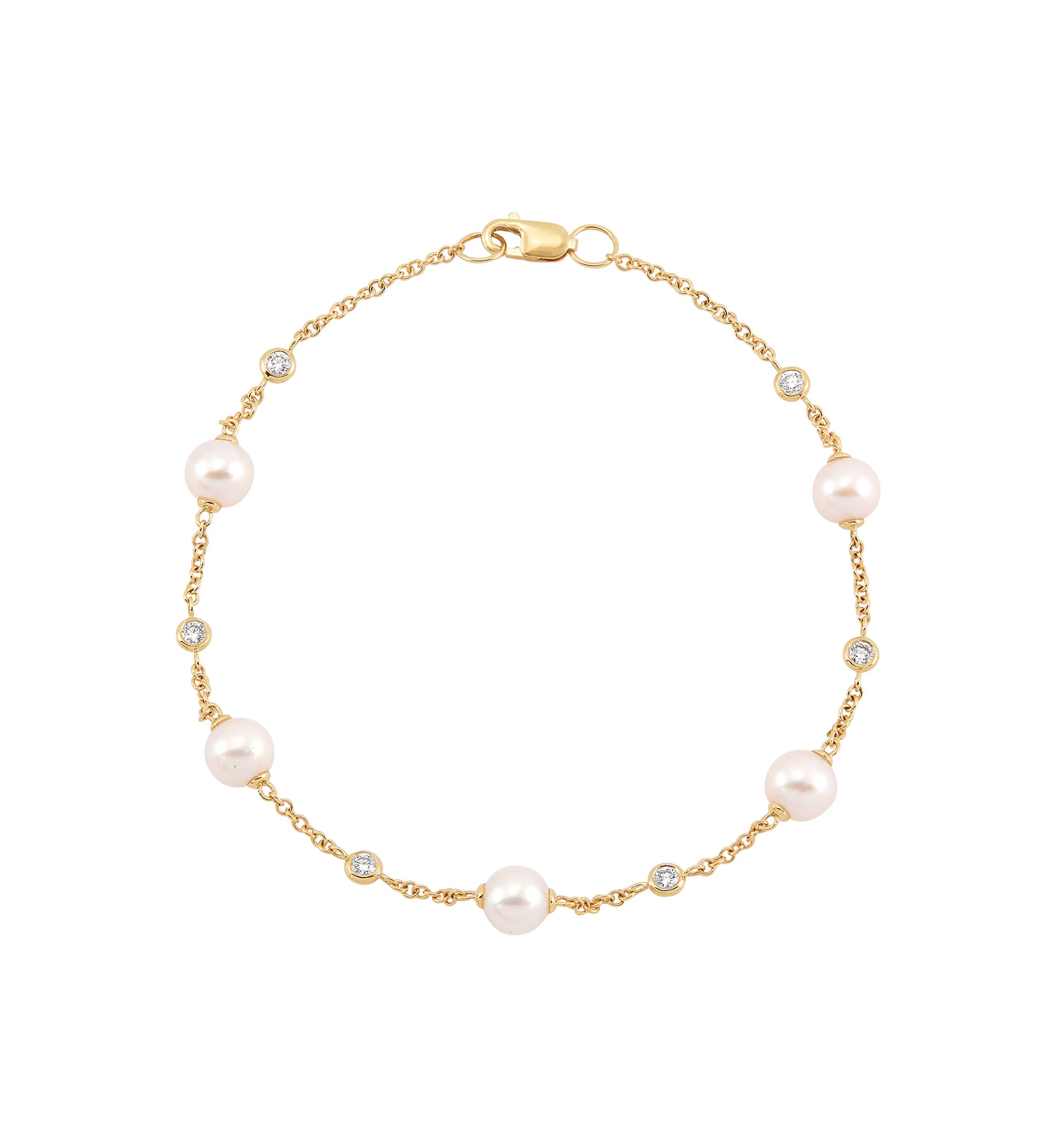 Pearl and 1/5 ct. t.w. Lab Grown Diamond Bracelet in 10K Yellow Gold