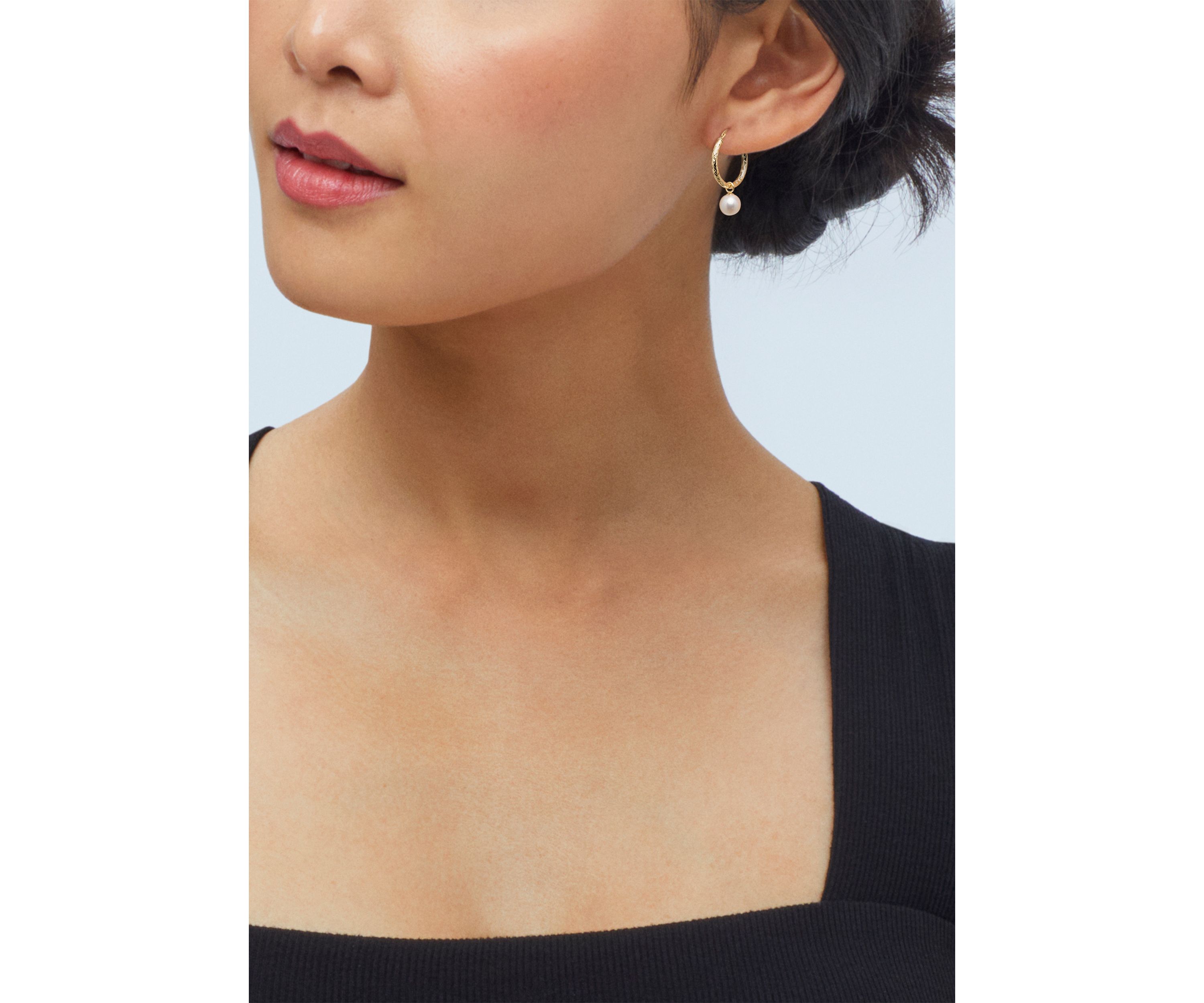 Round Freshwater White Culture Pearl Drop Earring in 10K Yellow Gold