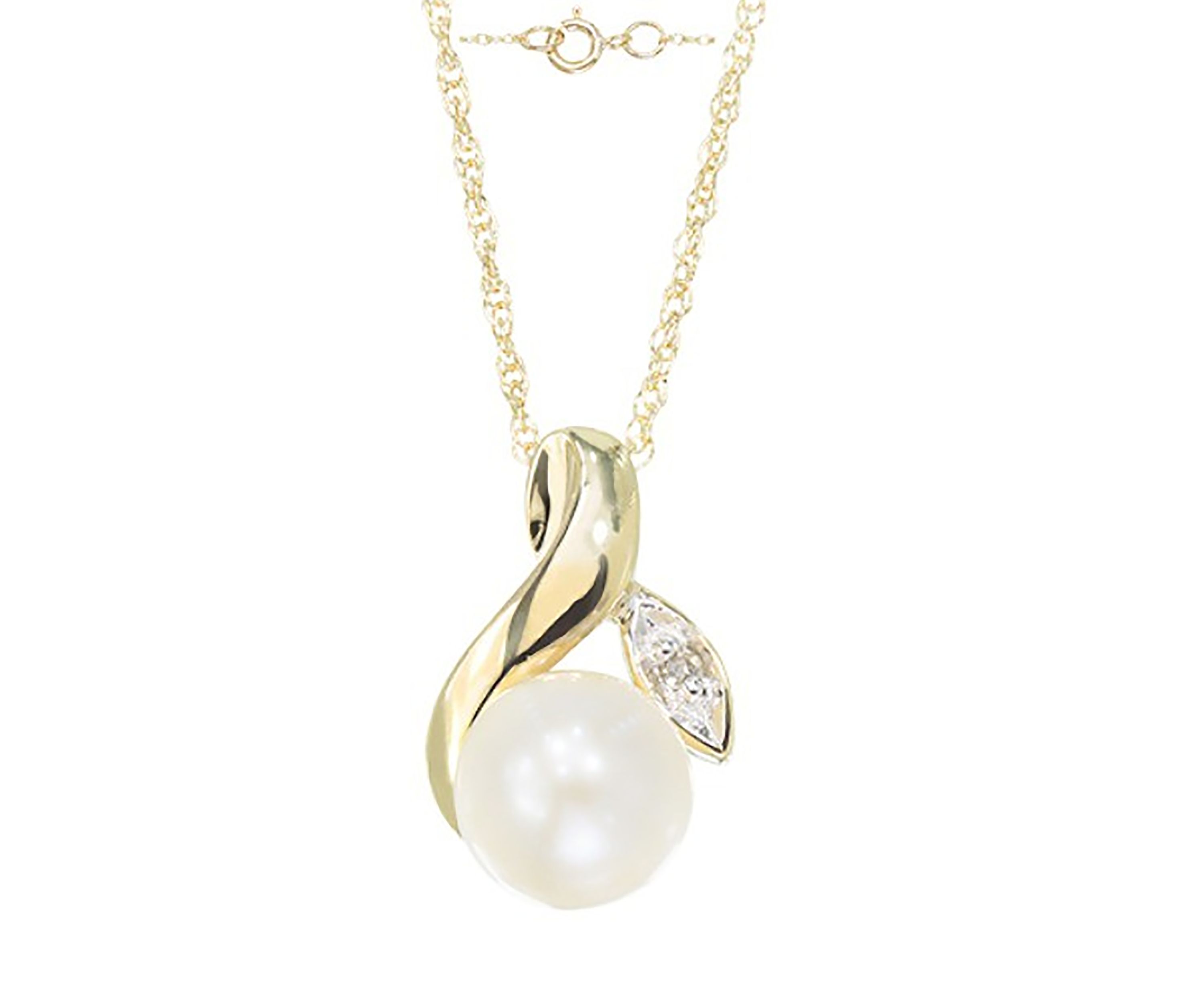 Freshwater Pearl & Diamond Flower Pendant in 10K Yellow Gold