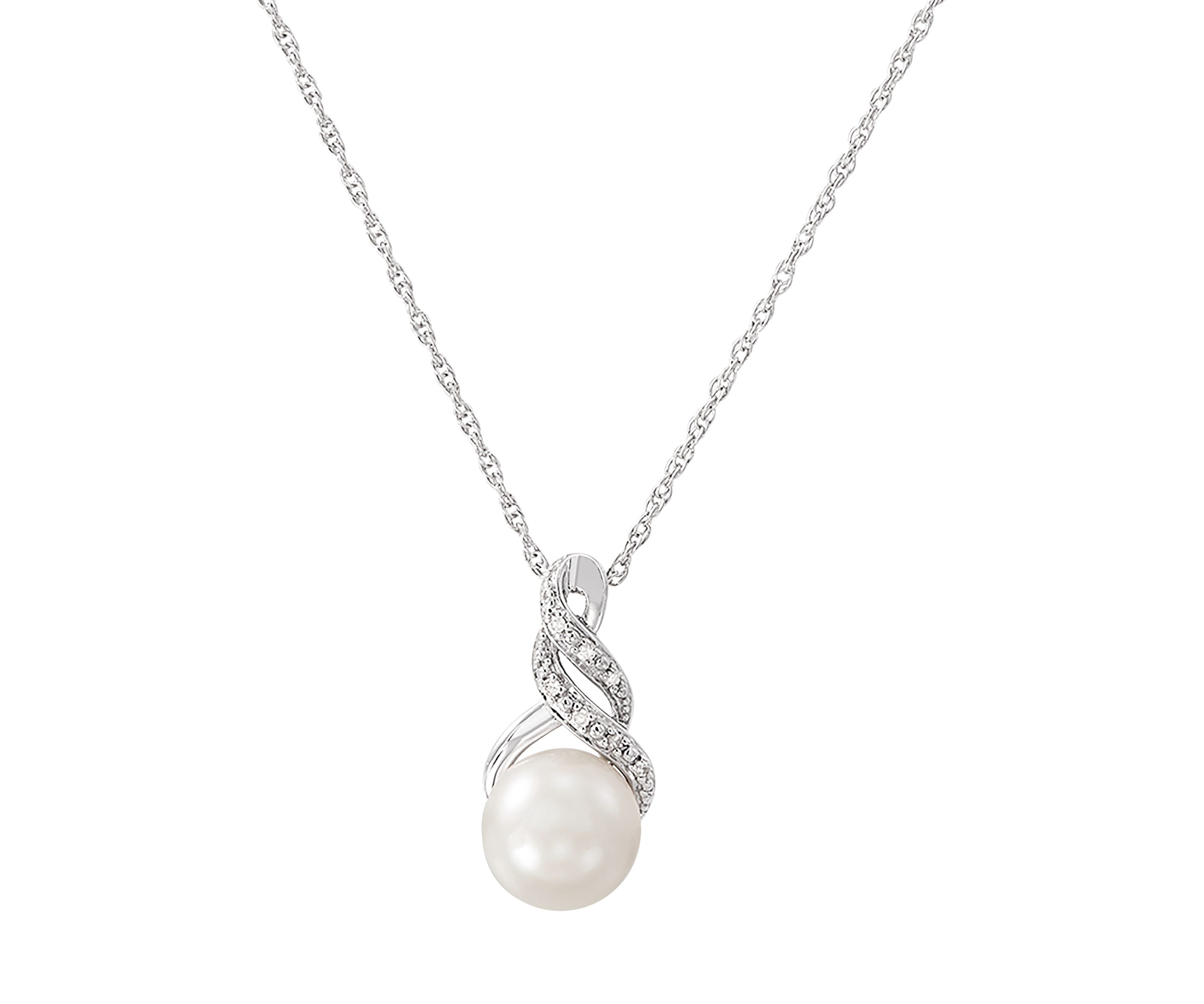 1/10 ct. t.w. Diamond and Pearl Pendant with 18" Rope Chain and Earrings Set in Sterling Silver 