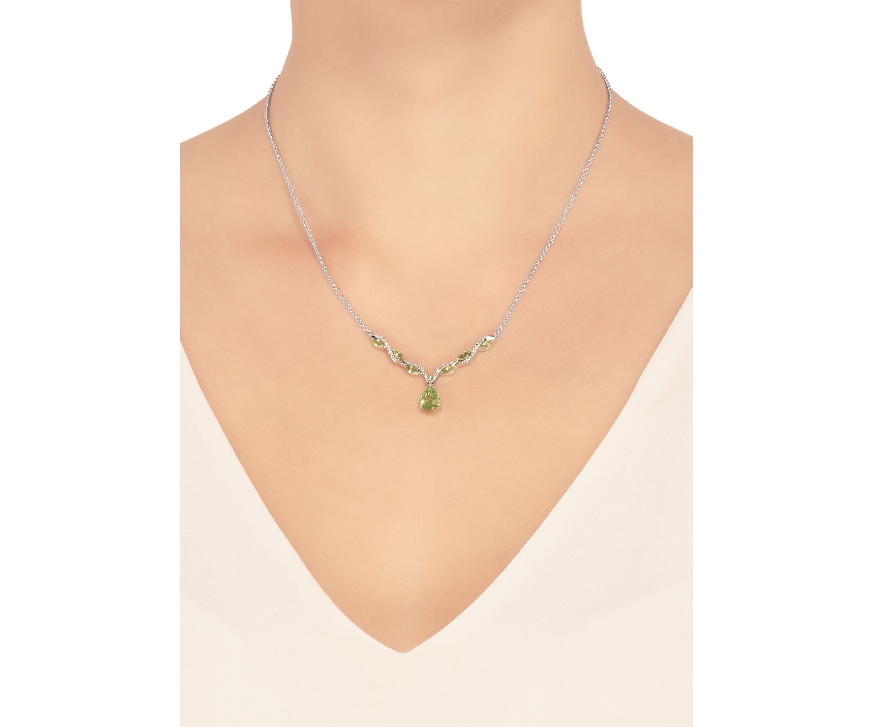 Peridot Teardrop Pendant Necklace in Sterling Silver Necklace