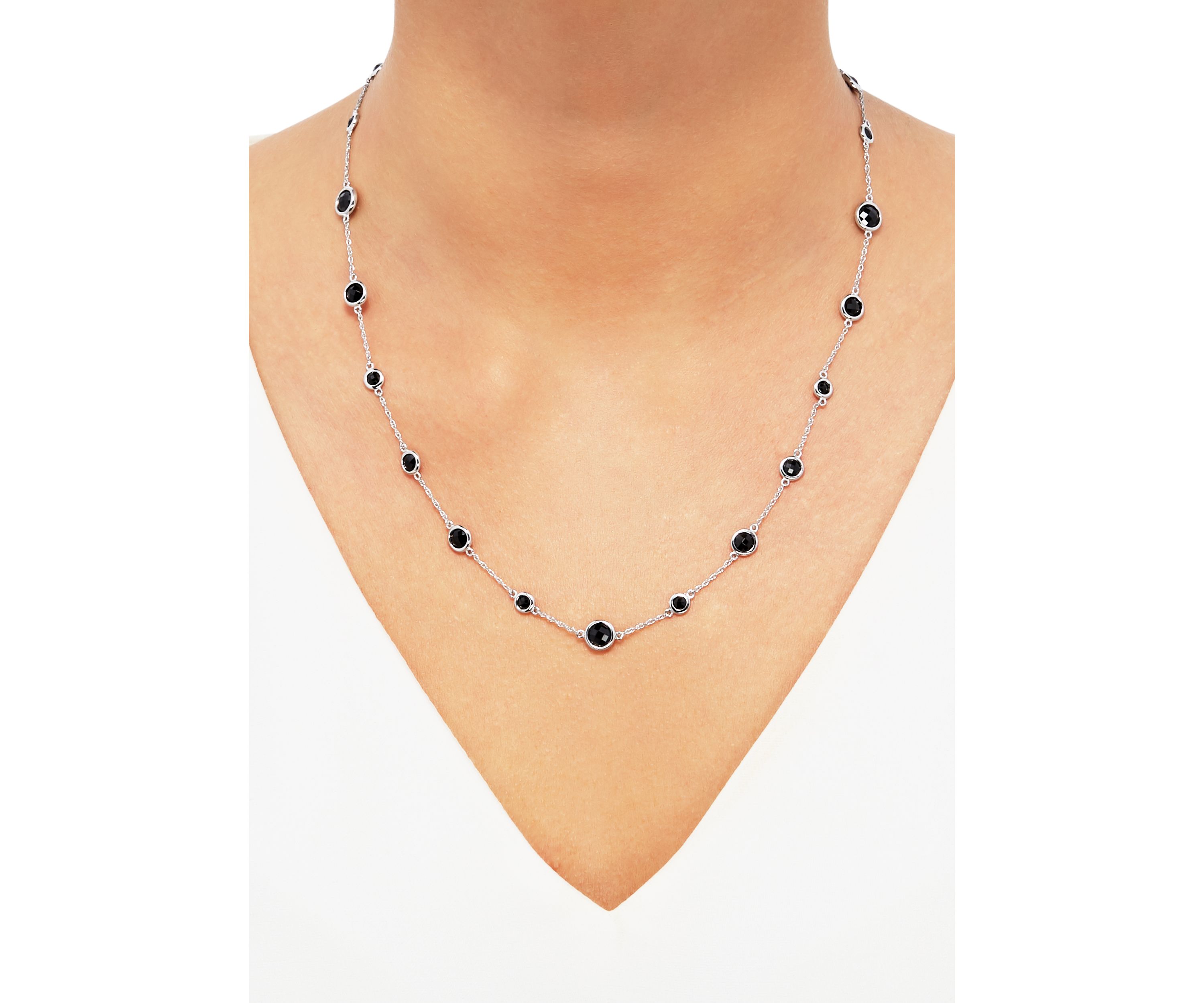 Onyx Necklace in Sterling Silver 