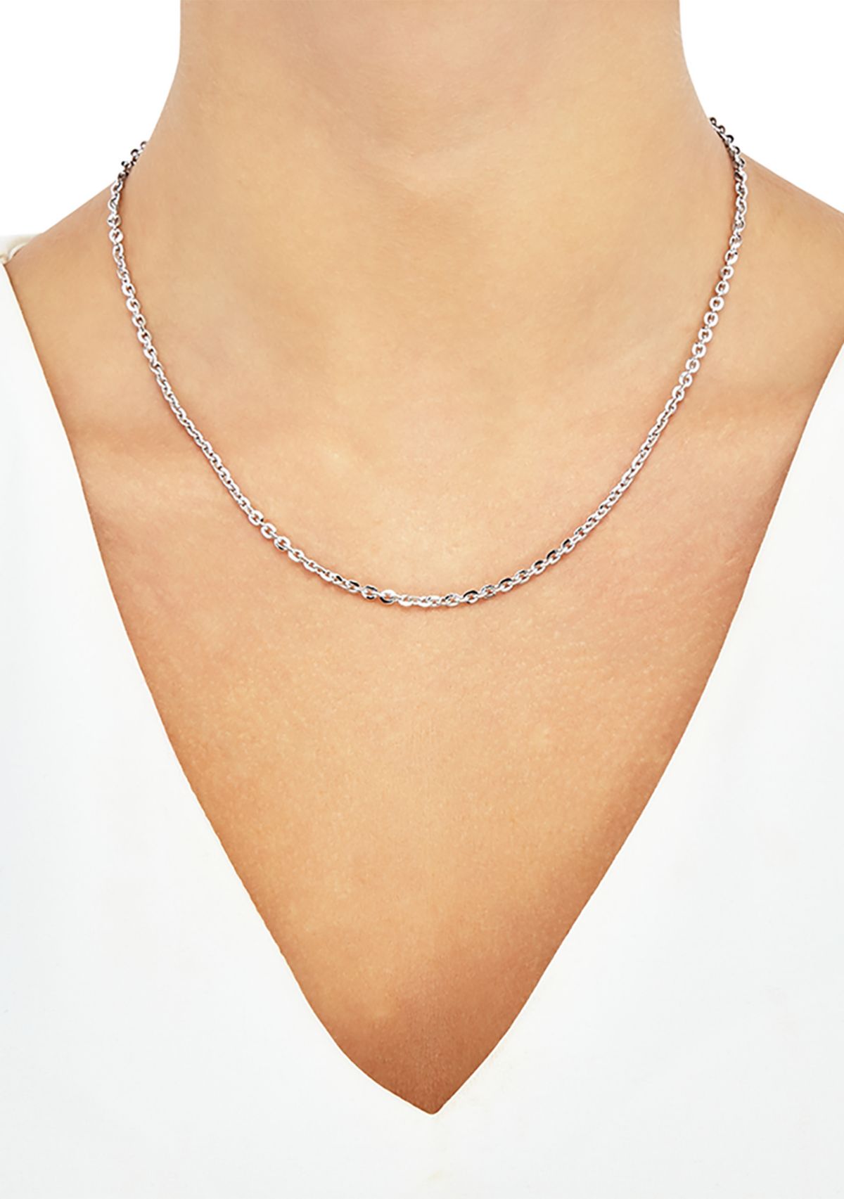 2.9 Millimeter Solid Oval Cable Chain Necklace in Sterling Silver