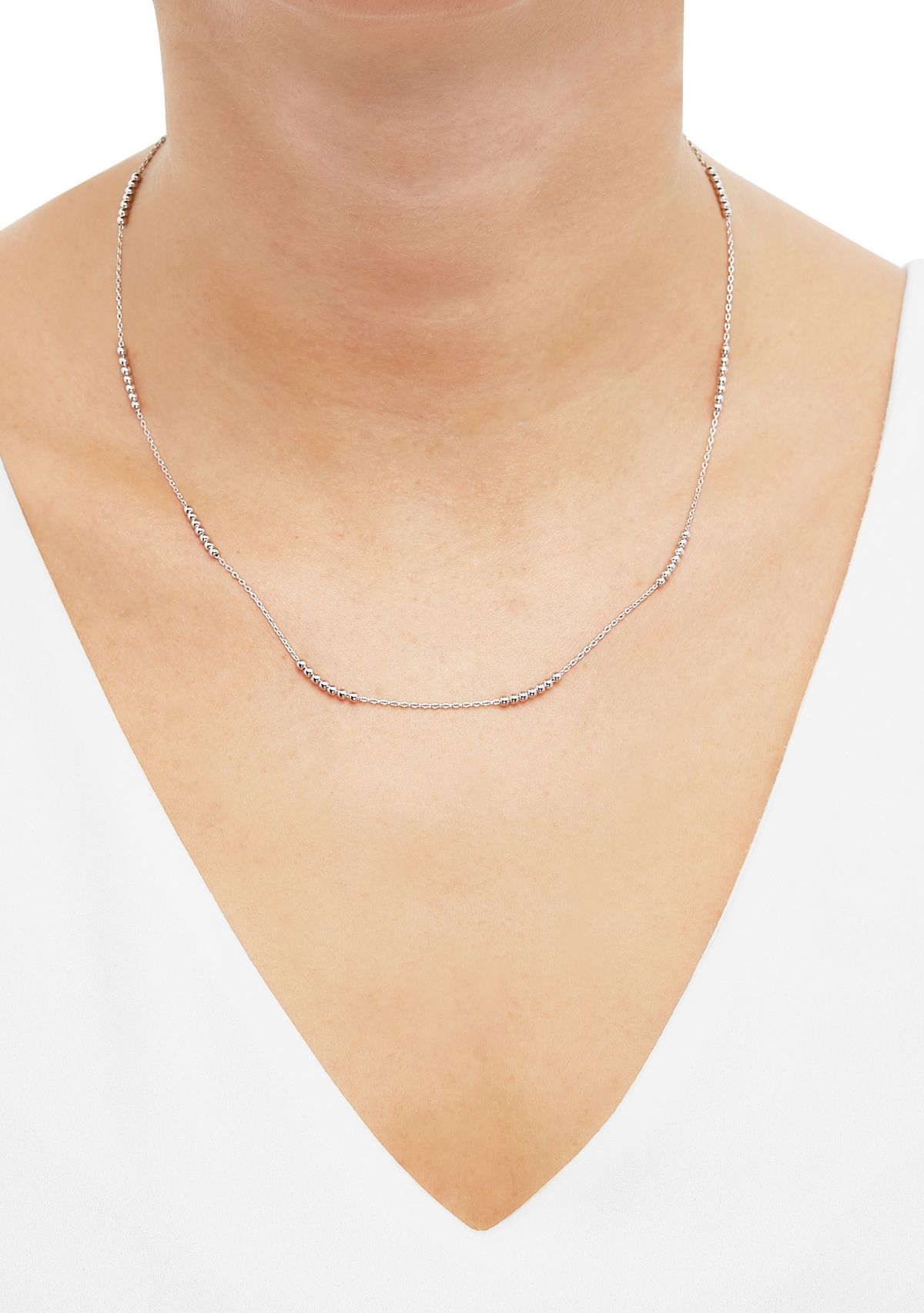 Solid Beads Station Necklace in Sterling Silver