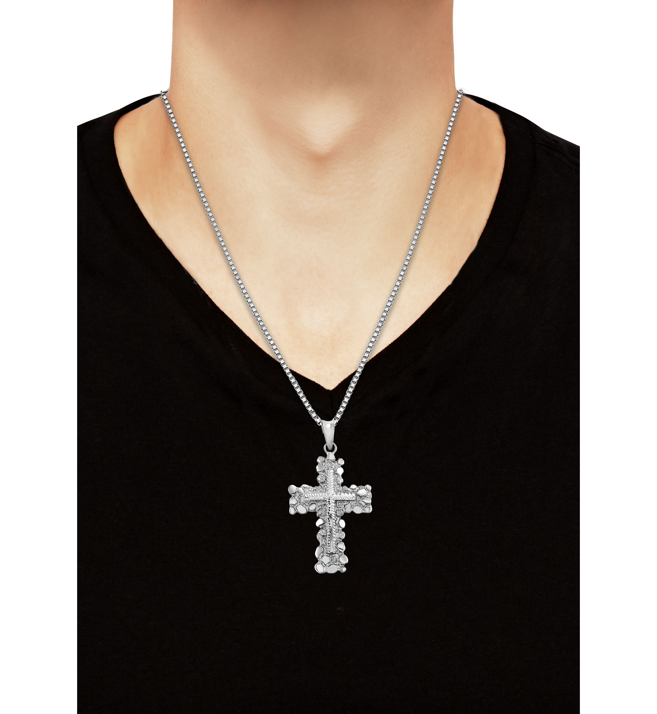 Cross Pendant Necklace in Sterling Silver