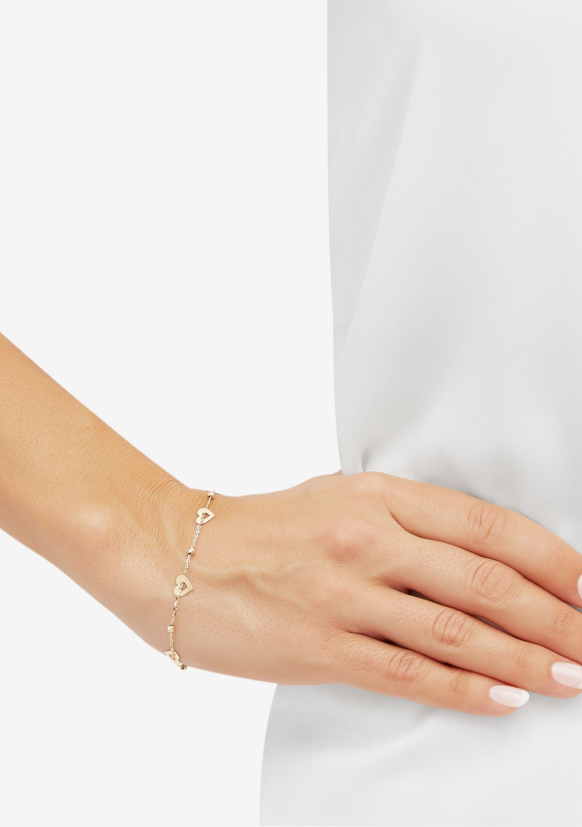 Heart Beaded Station Flat Bolo Bracelet in 10K Yellow Gold