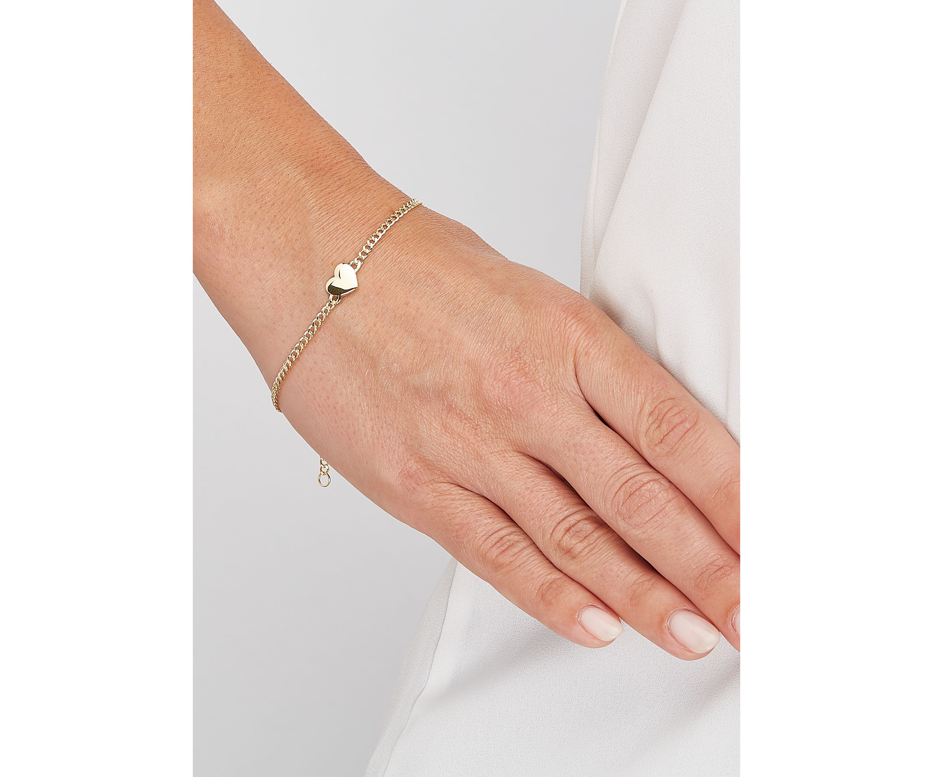 Heart Bracelet in 10K Yellow Gold