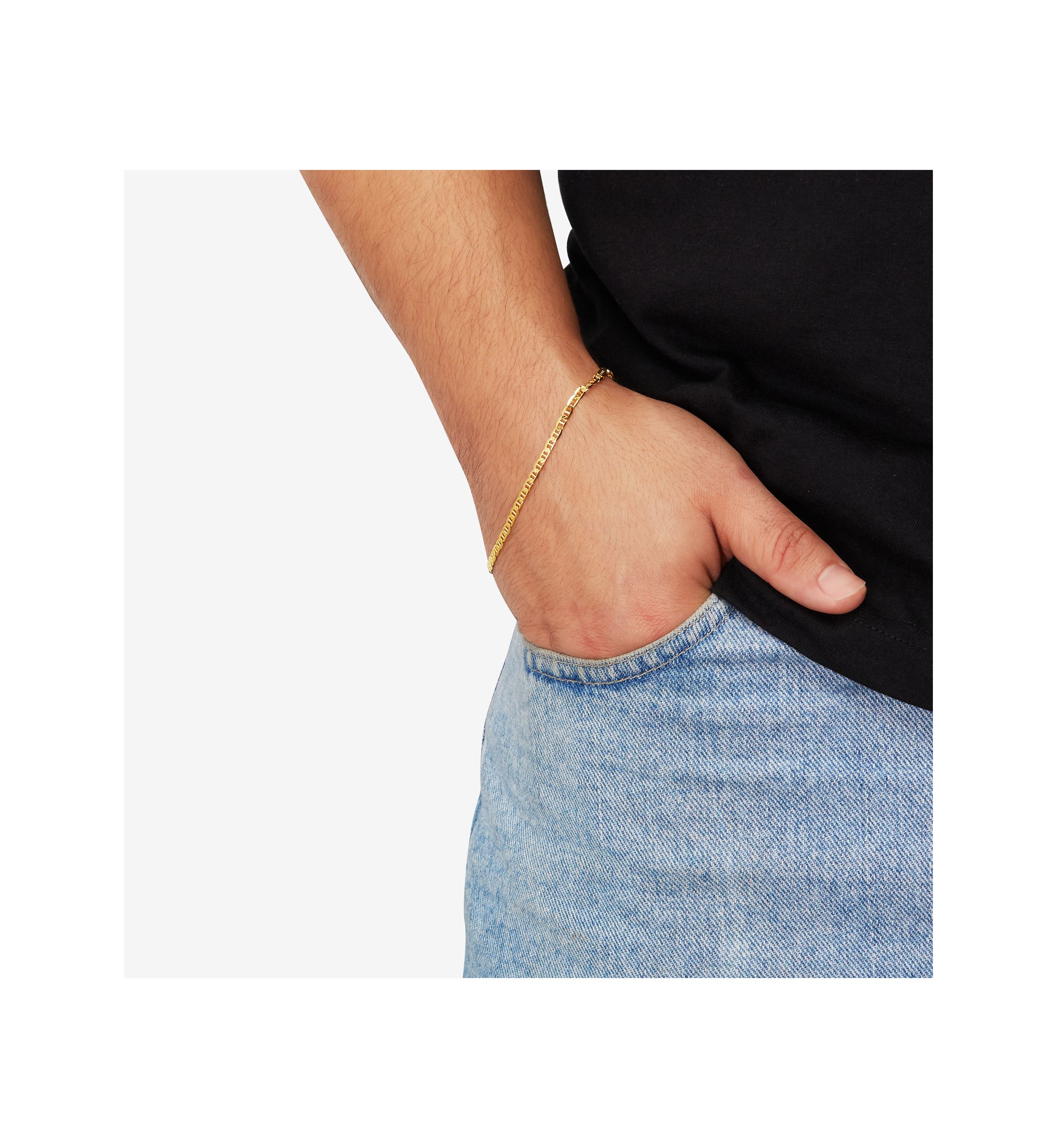 Solid Beveled Mariner Bracelet in 10K Yellow Gold