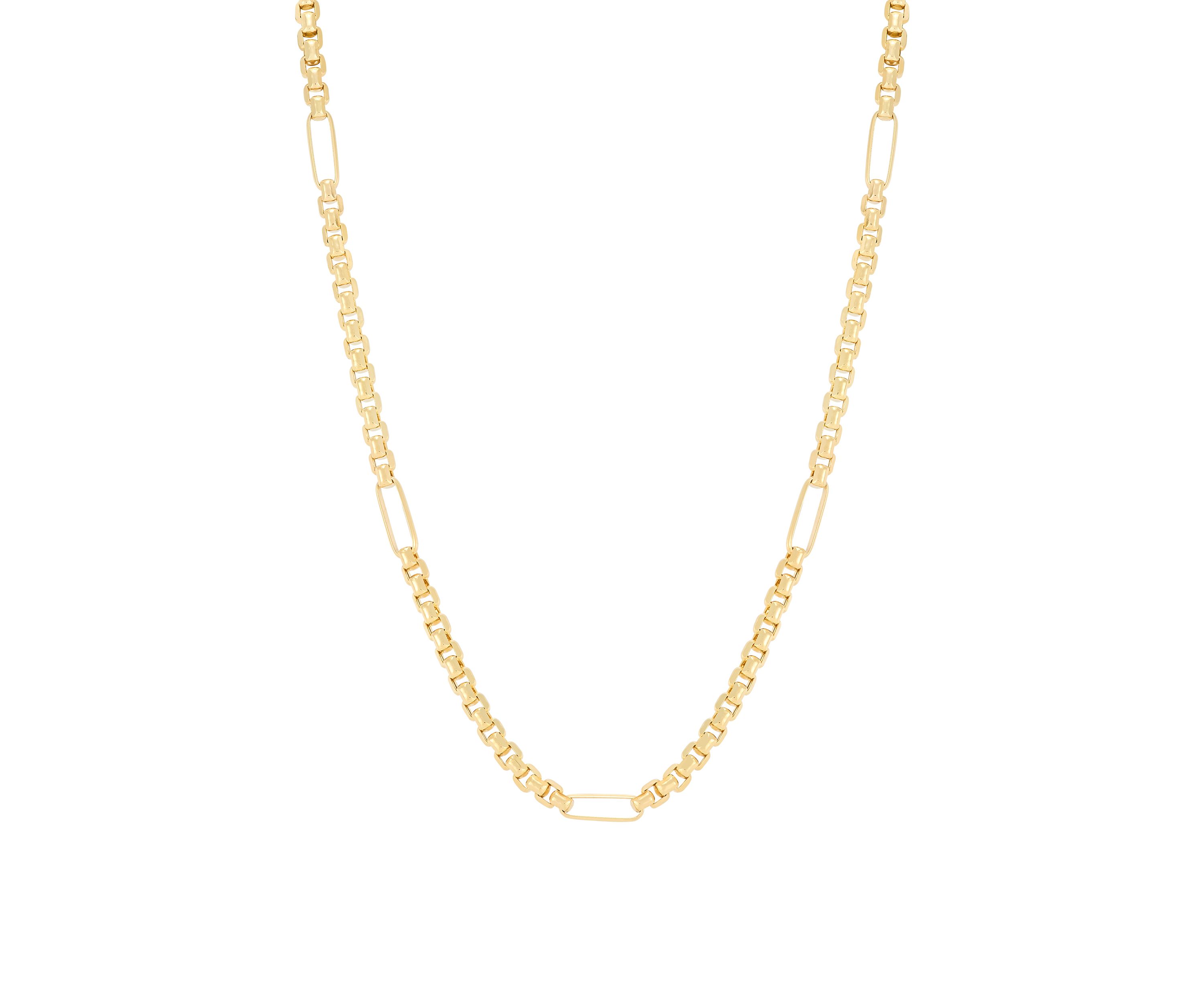 Hollow Paperclip Station on Box Chain in 10K Yellow Gold