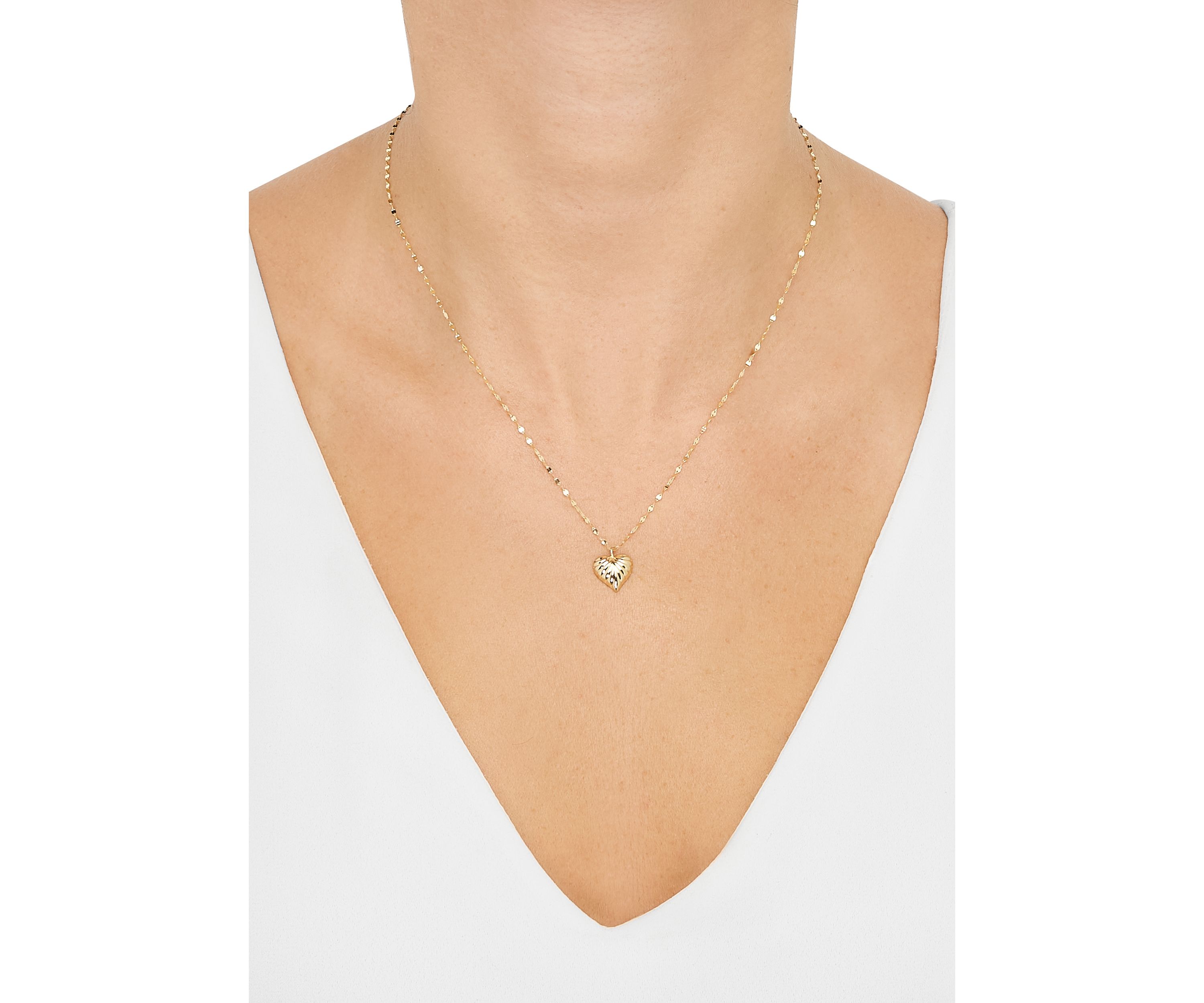 Ribbed Heart on Mirror Chain Necklace in 10K Yellow Gold