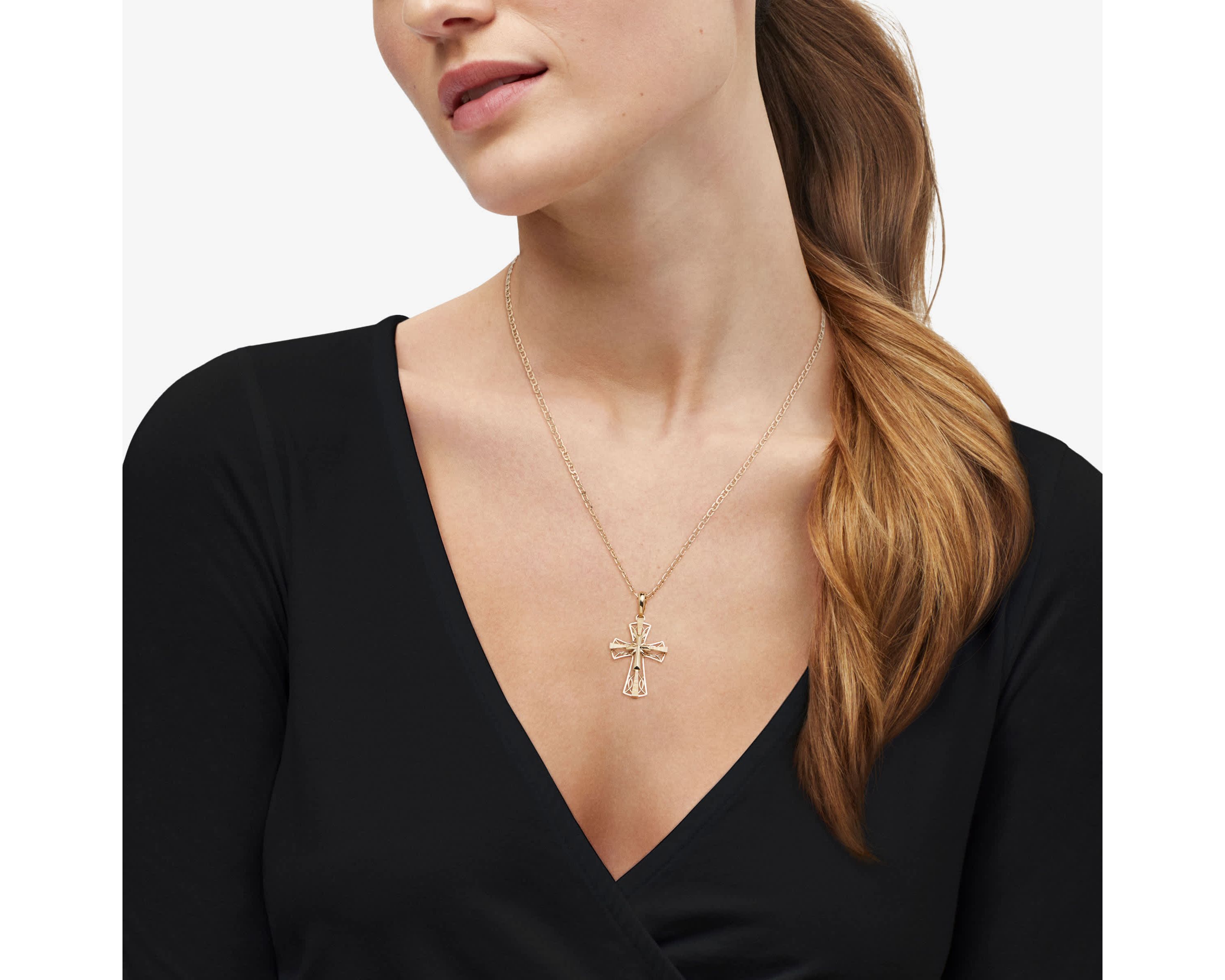 10K Yellow Gold Coin Edge Cross Pendant Necklace